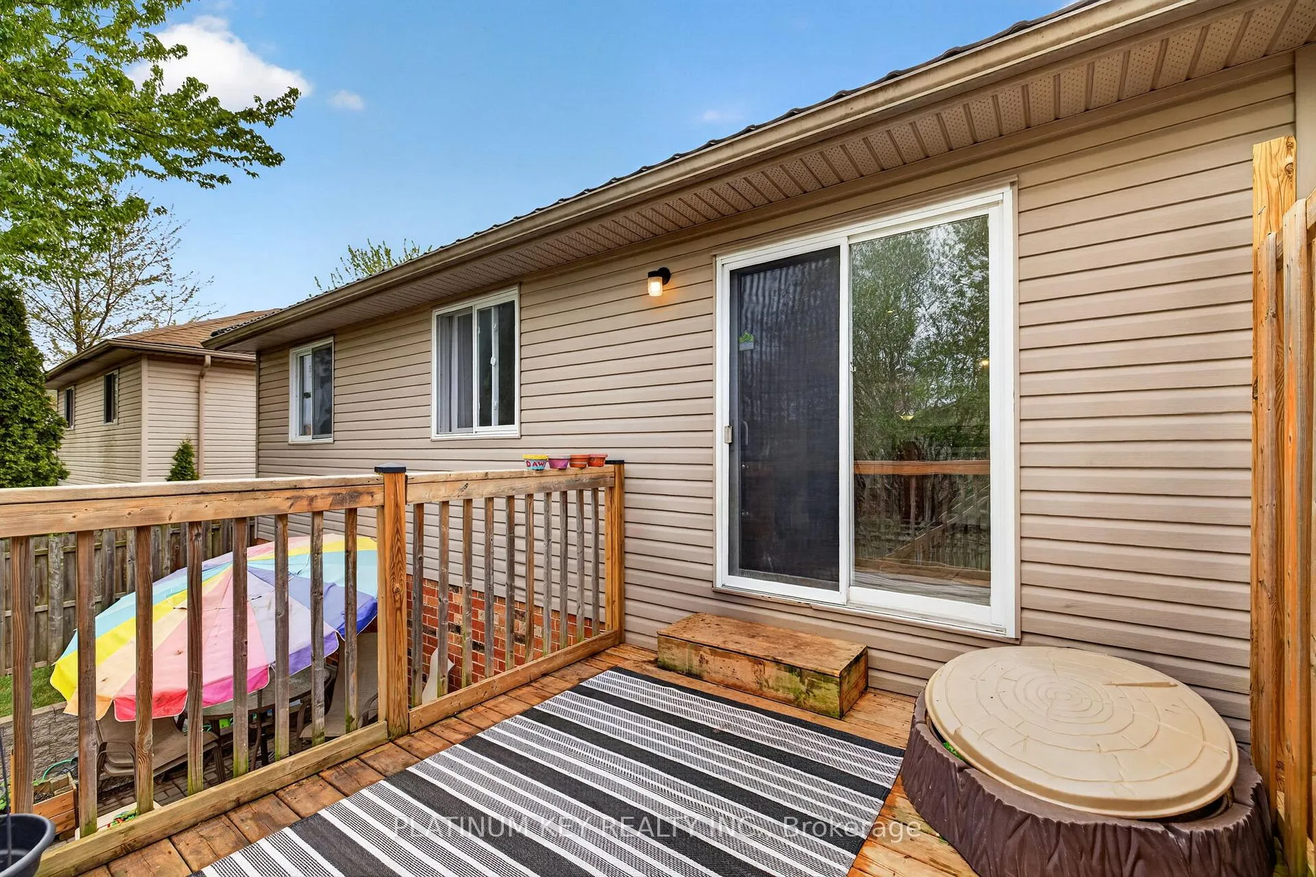 Photo 29 of 6 Juniper Crescent, Strathroy-Caradoc, SE — HOMEH