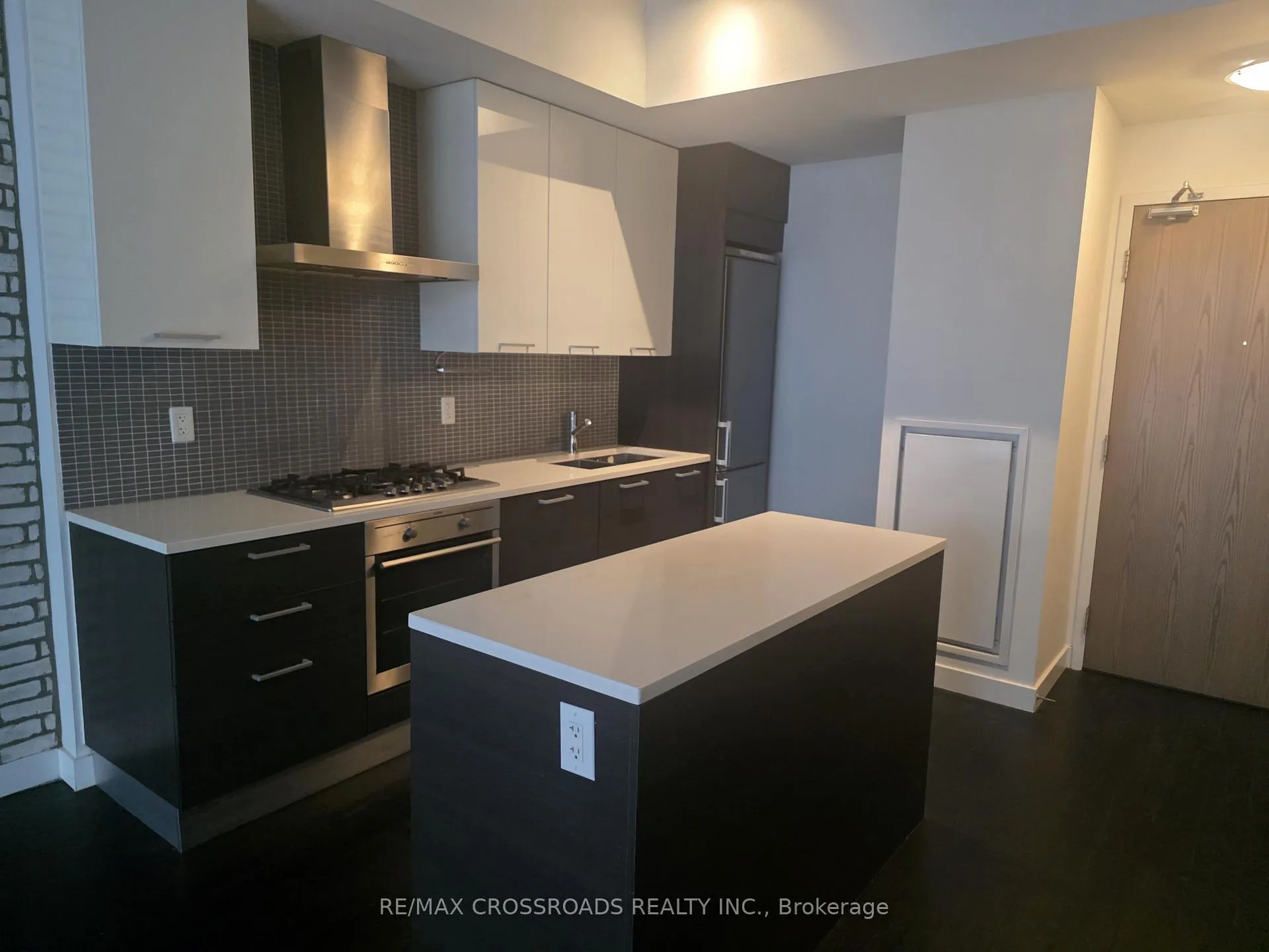 Photo 11 of Unit 622, 90 Broadview Avenue, Toronto, South Riverdale — HOMEH