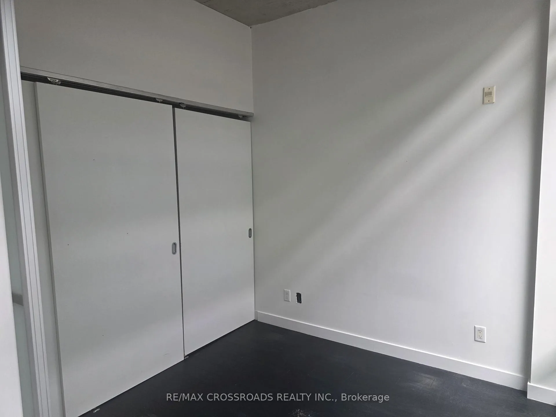 Photo 14 of Unit 622, 90 Broadview Avenue, Toronto, South Riverdale — HOMEH