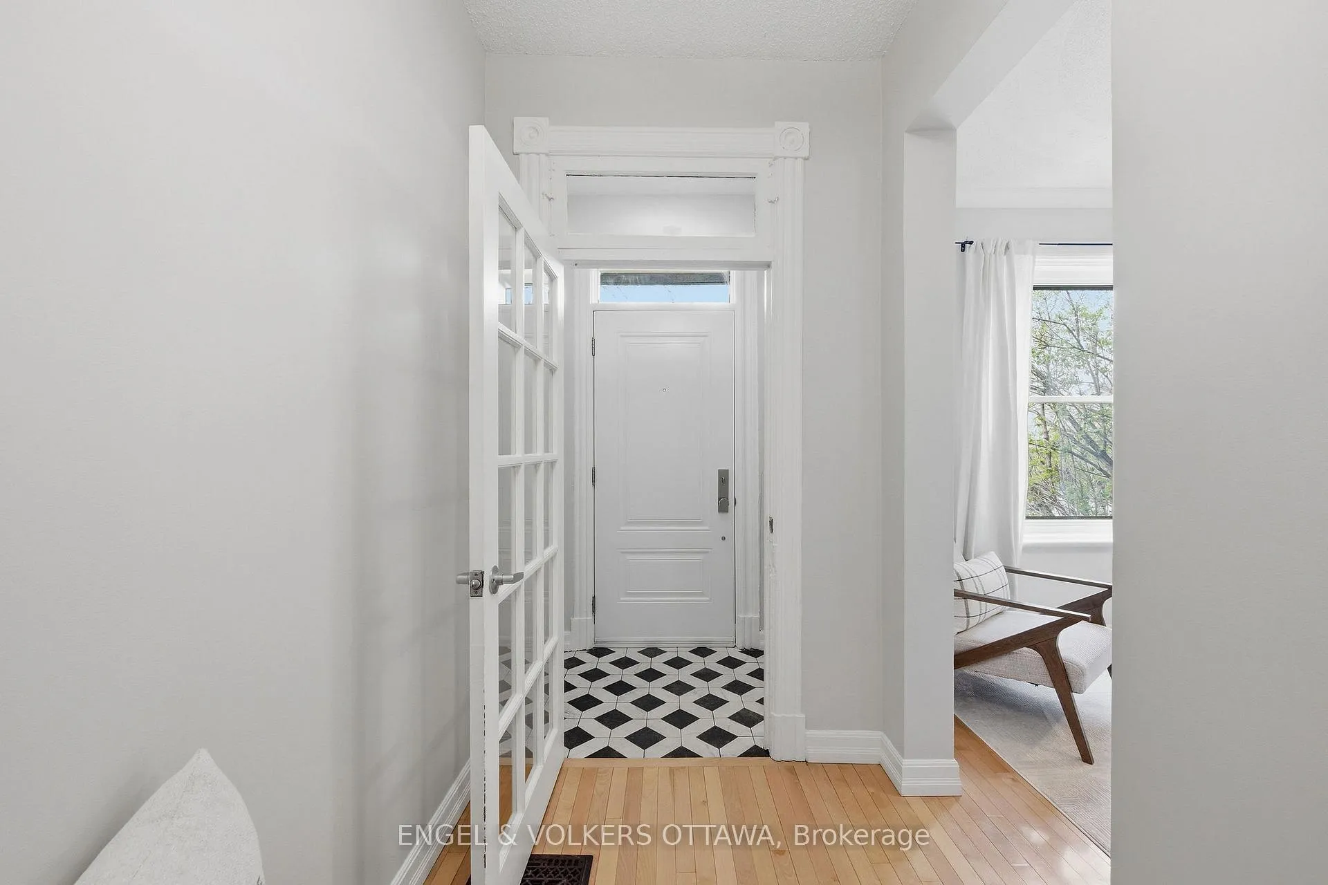 Photo 3 of 107 Rochester Street, Ottawa, West Centre Town — HOMEH
