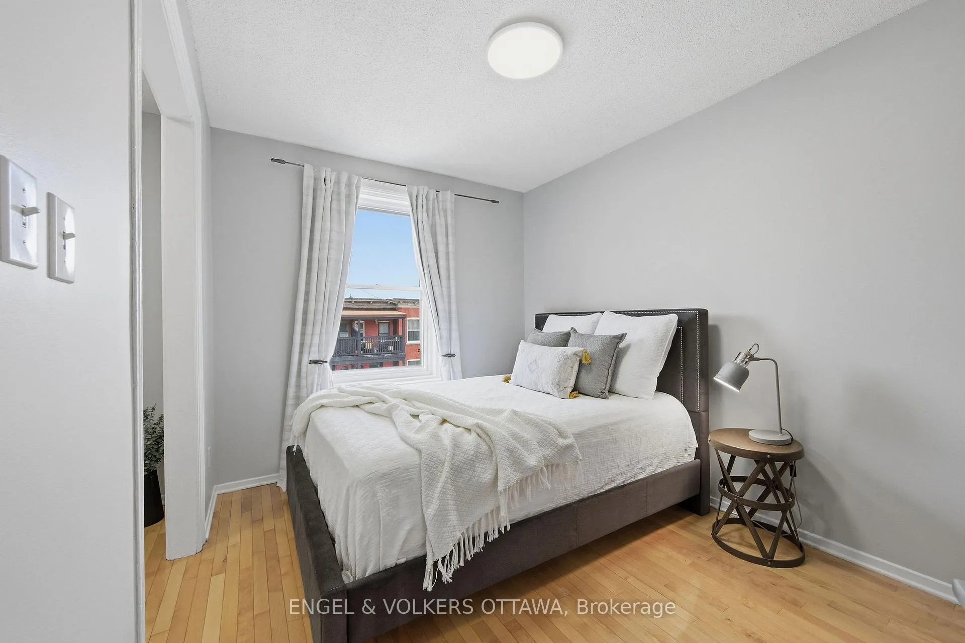 Photo 37 of 107 Rochester Street, Ottawa, West Centre Town — HOMEH