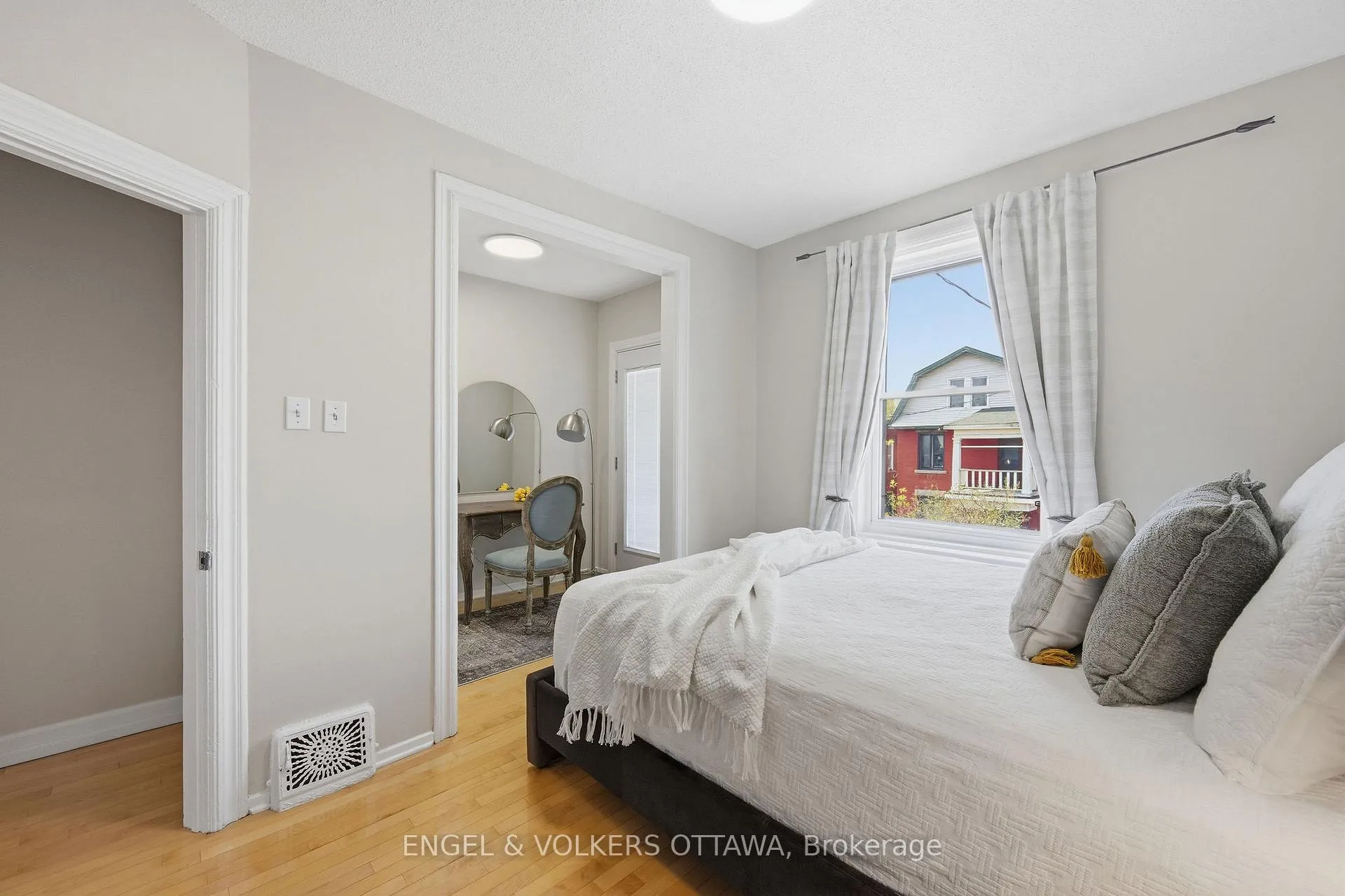 Photo 38 of 107 Rochester Street, Ottawa, West Centre Town — HOMEH