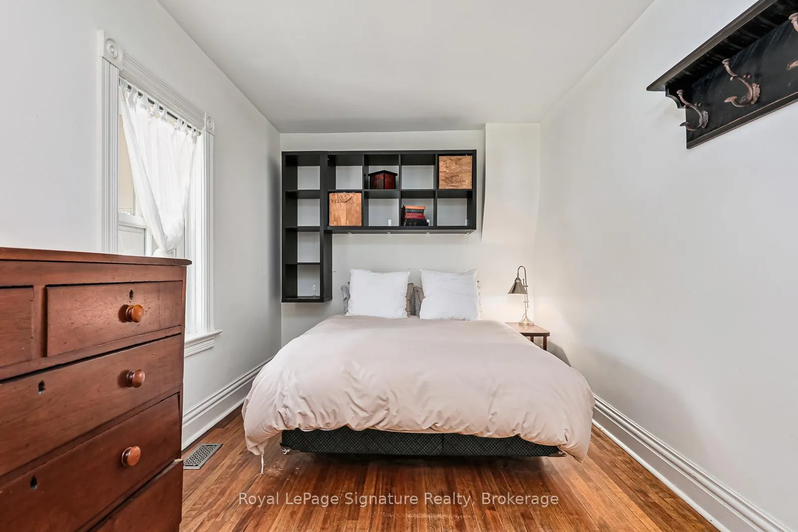 Photo 13 of 155 Clark Street, Blue Mountains — HOMEH