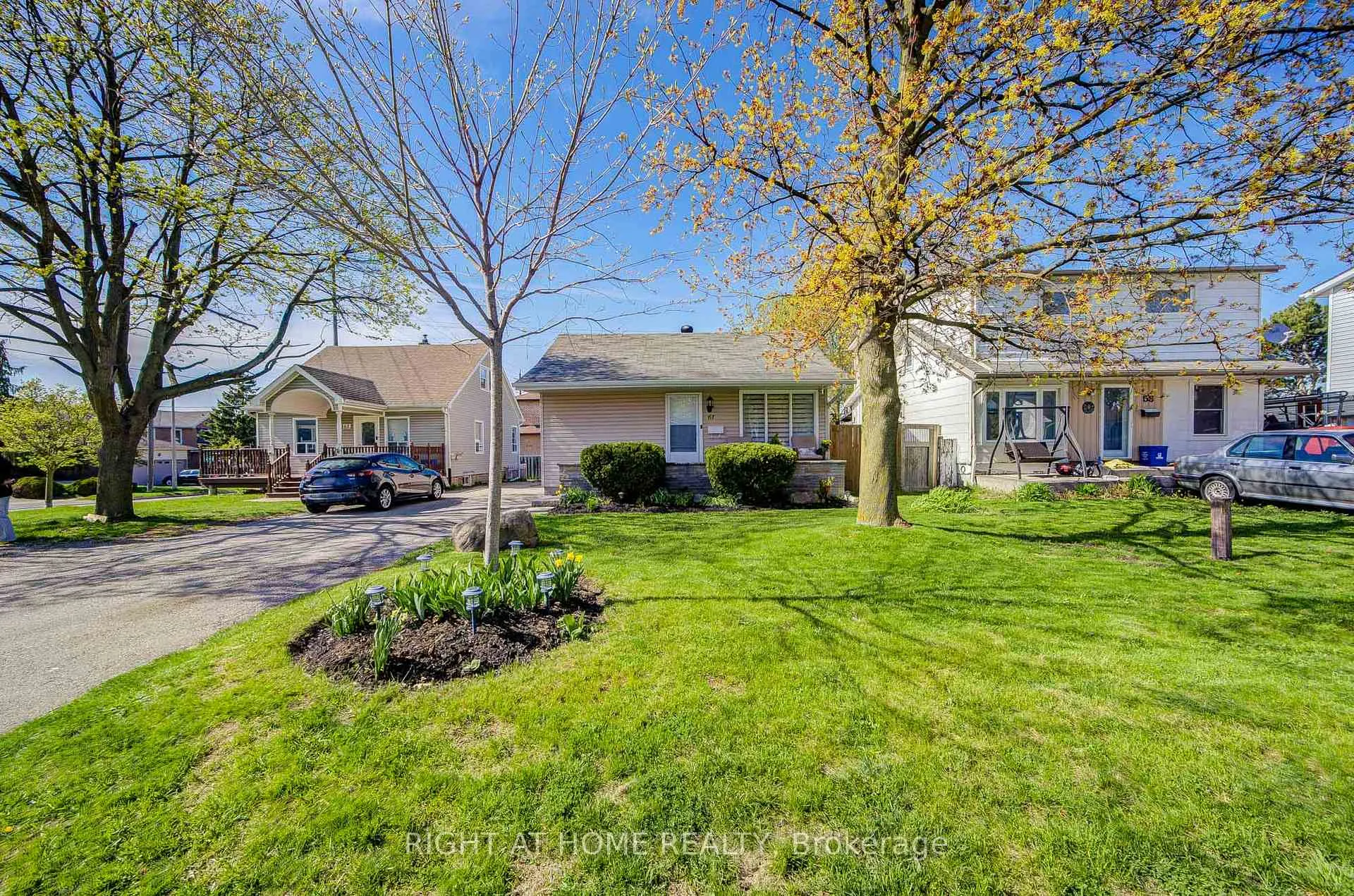 Photo 1 of 61 Beatty Road, Ajax, Central — HOMEH