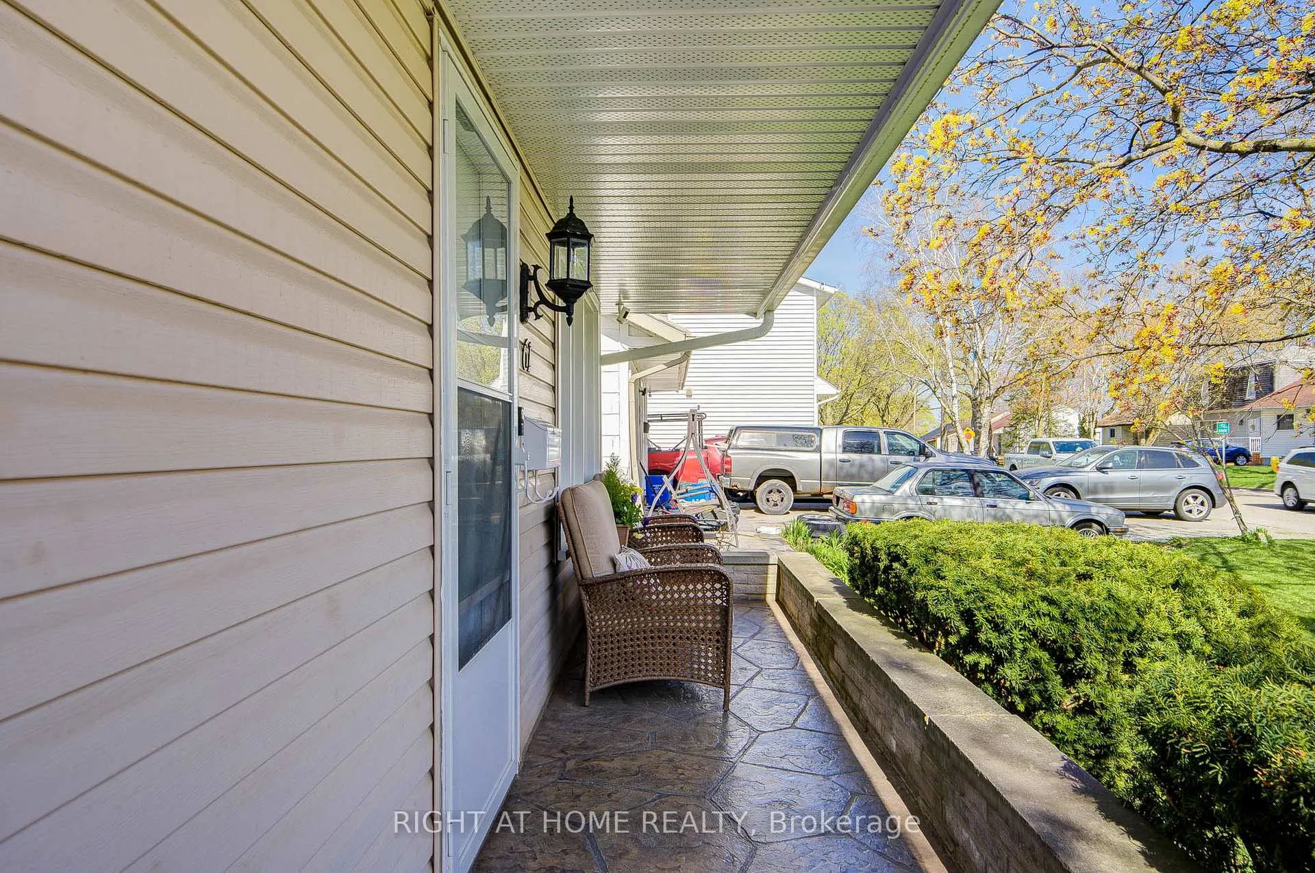 Photo 4 of 61 Beatty Road, Ajax, Central — HOMEH