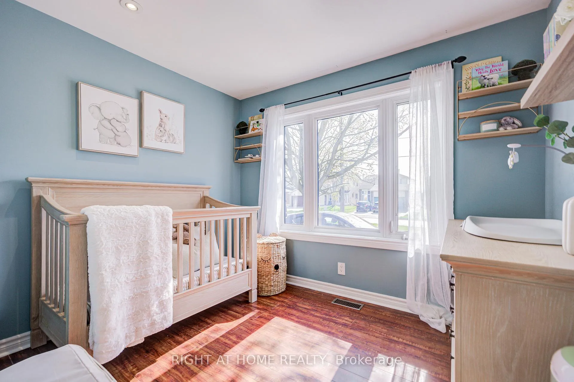 Photo 11 of 61 Beatty Road, Ajax, Central — HOMEH