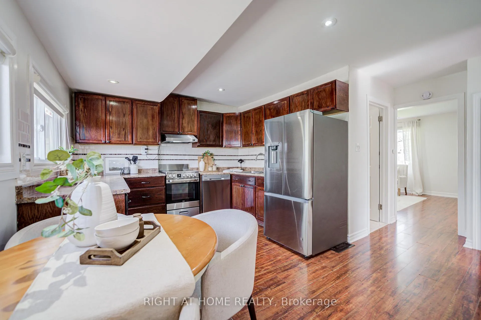 Photo 23 of 61 Beatty Road, Ajax, Central — HOMEH