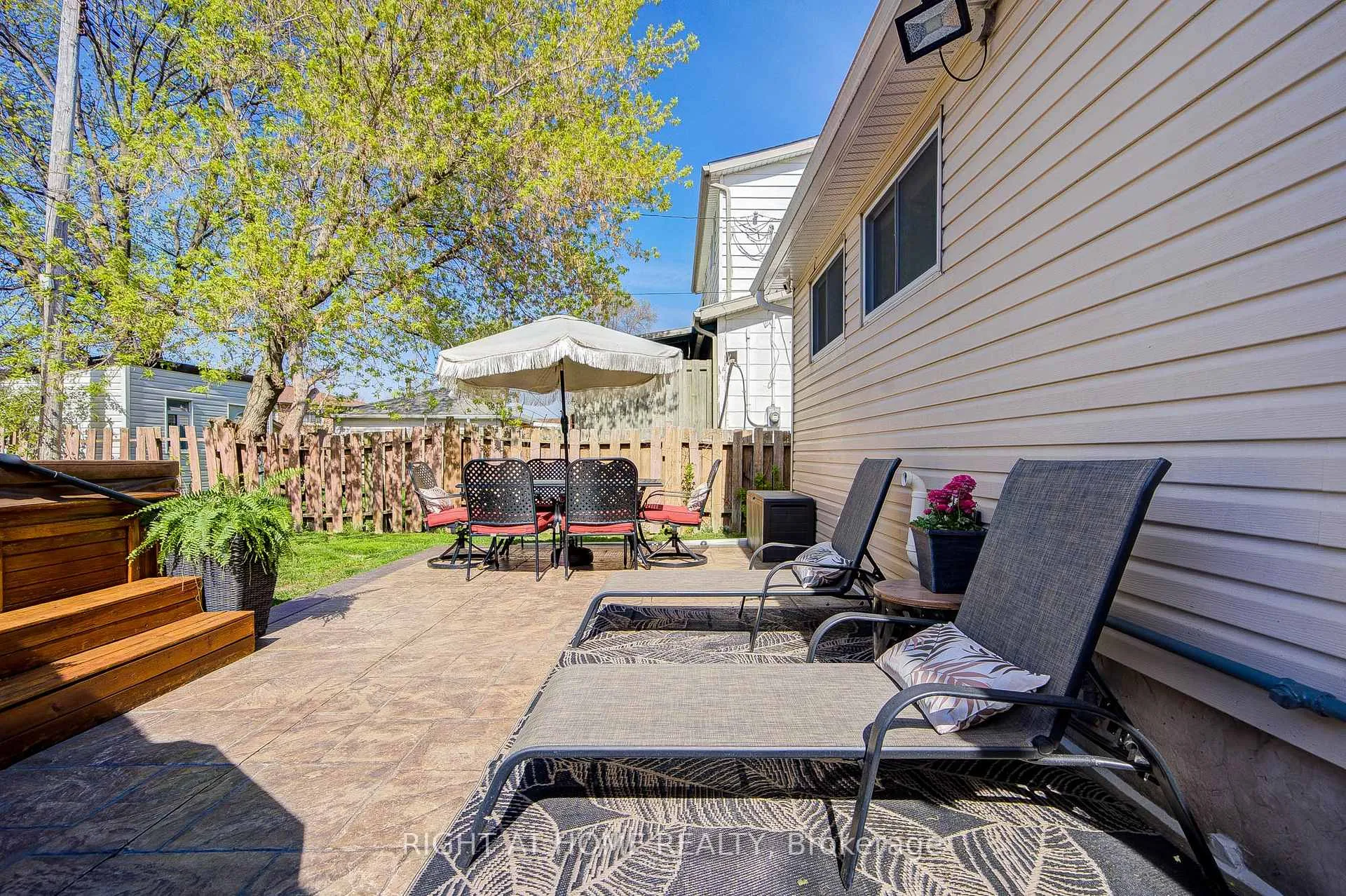 Photo 44 of 61 Beatty Road, Ajax, Central — HOMEH