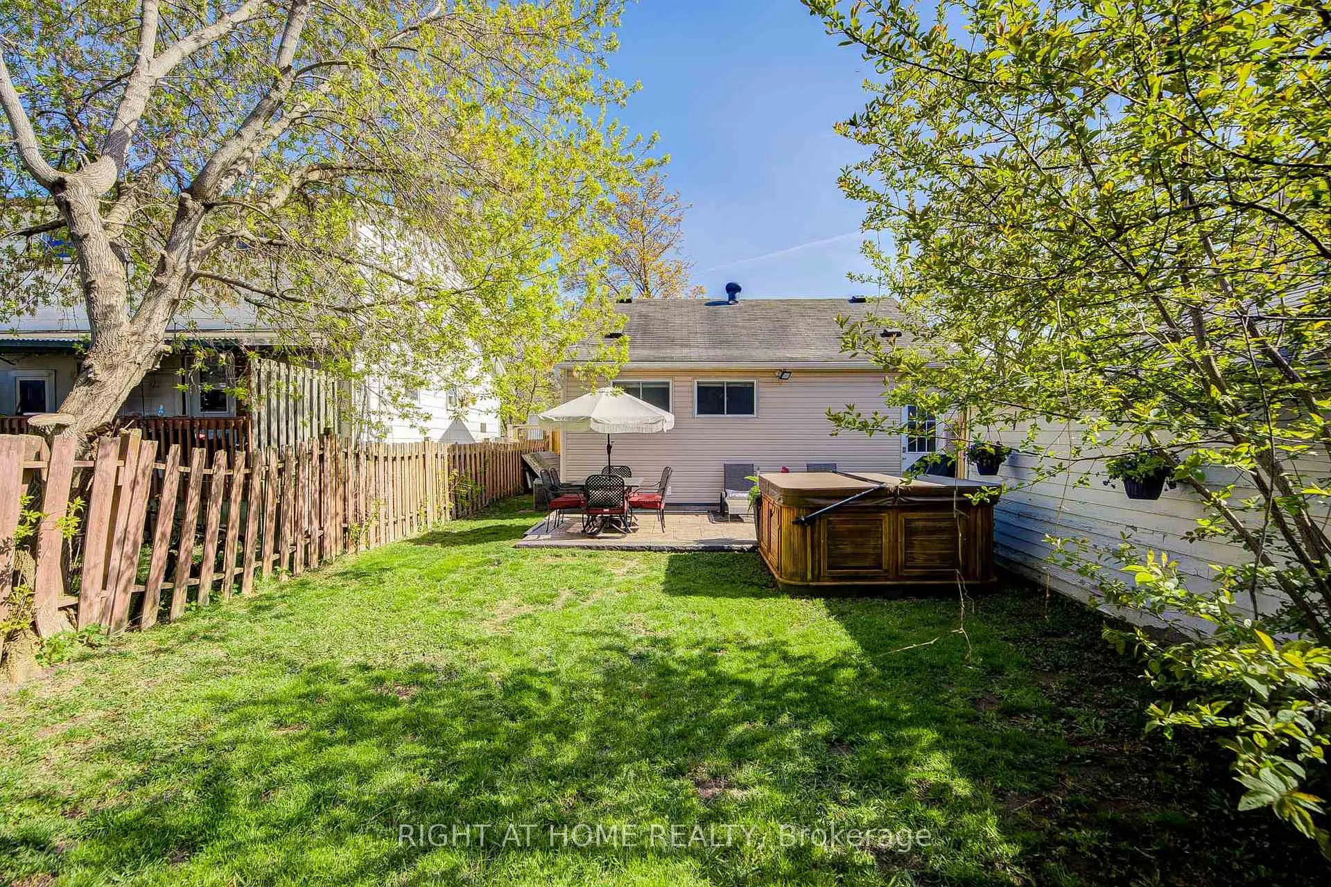 Photo 48 of 61 Beatty Road, Ajax, Central — HOMEH