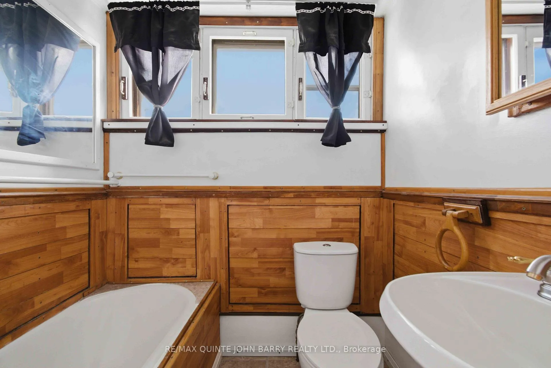 Photo 18 of 175 King Street, Quinte West, Trenton Ward — HOMEH