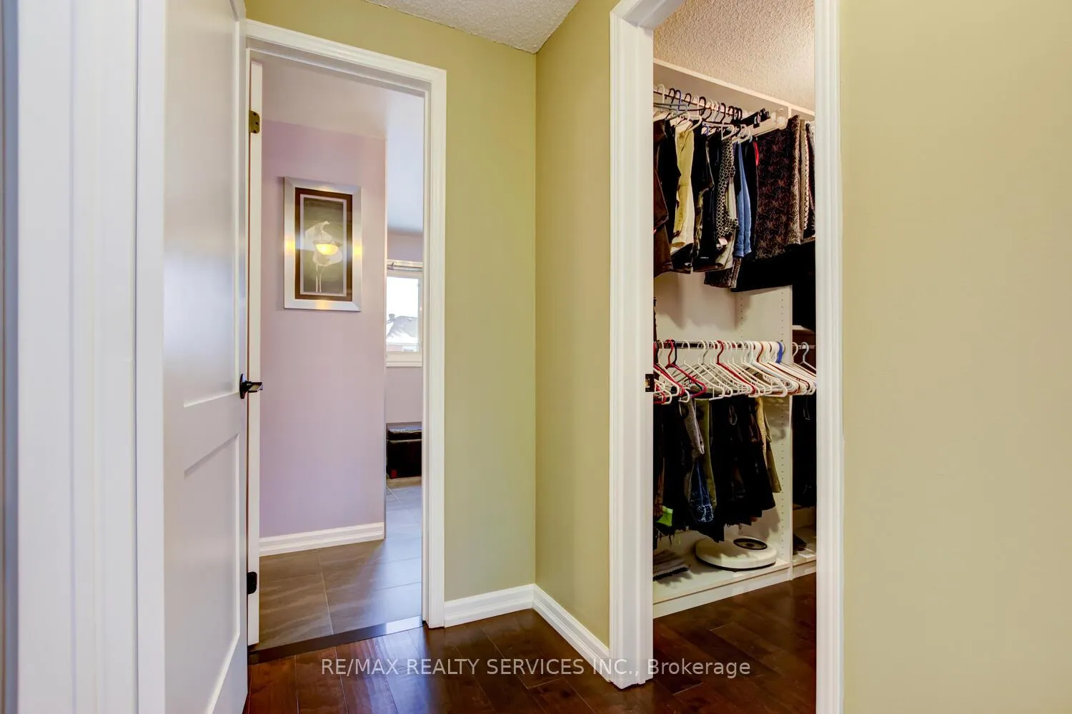 Photo 24 of 34 Garbutt Crescent, Brampton, Northwood Park — HOMEH