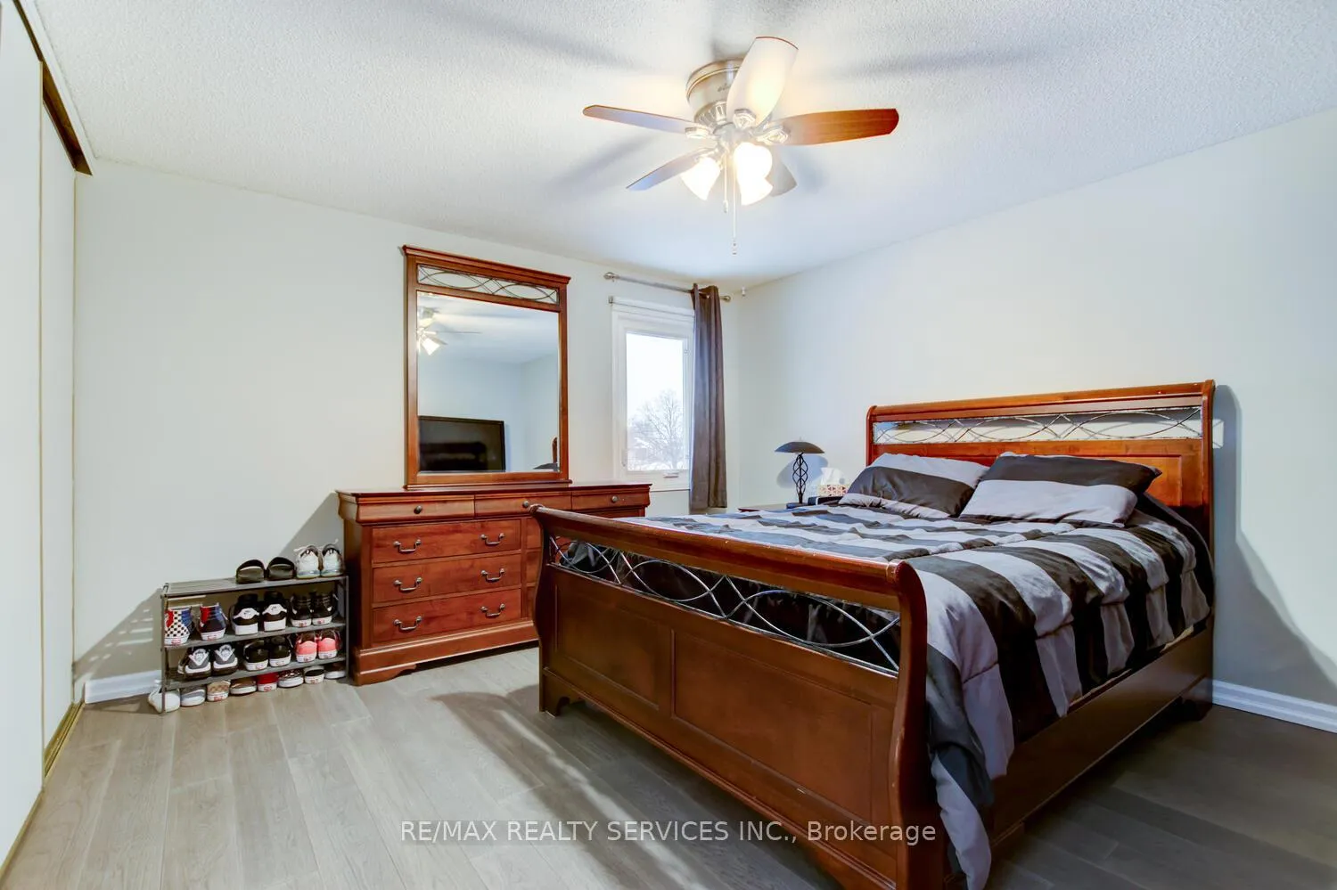 Photo 28 of 34 Garbutt Crescent, Brampton, Northwood Park — HOMEH