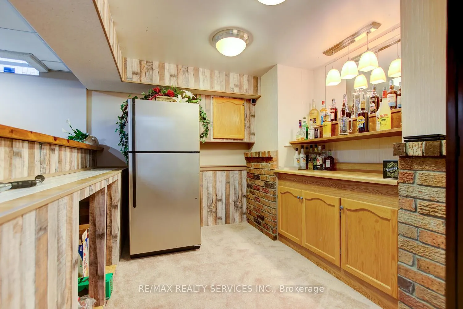 Photo 35 of 34 Garbutt Crescent, Brampton, Northwood Park — HOMEH