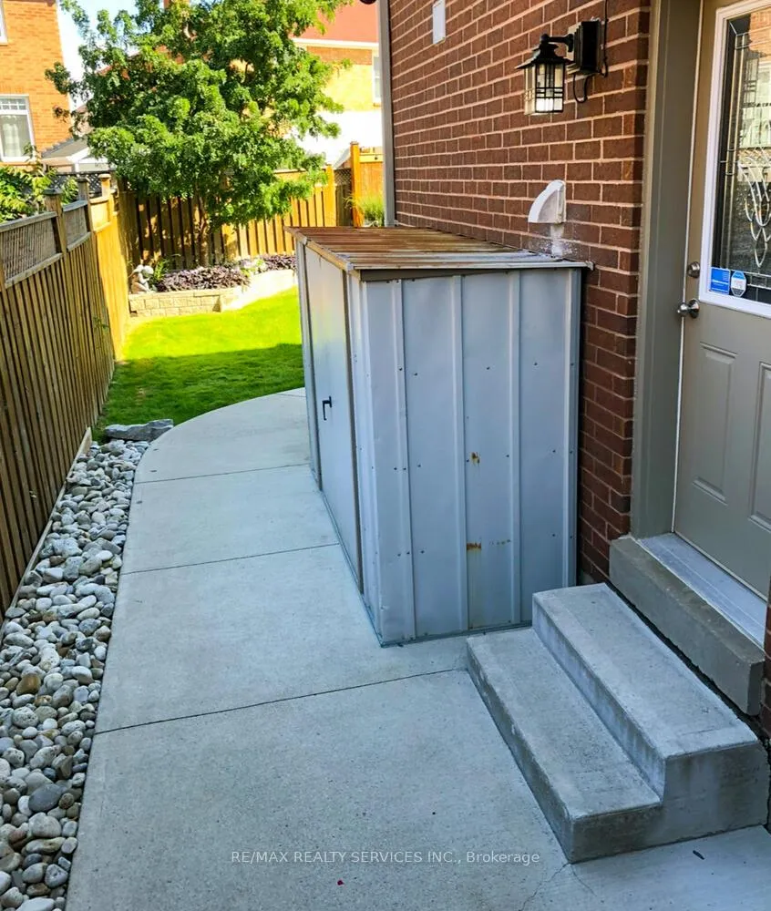 Photo 47 of 34 Garbutt Crescent, Brampton, Northwood Park — HOMEH