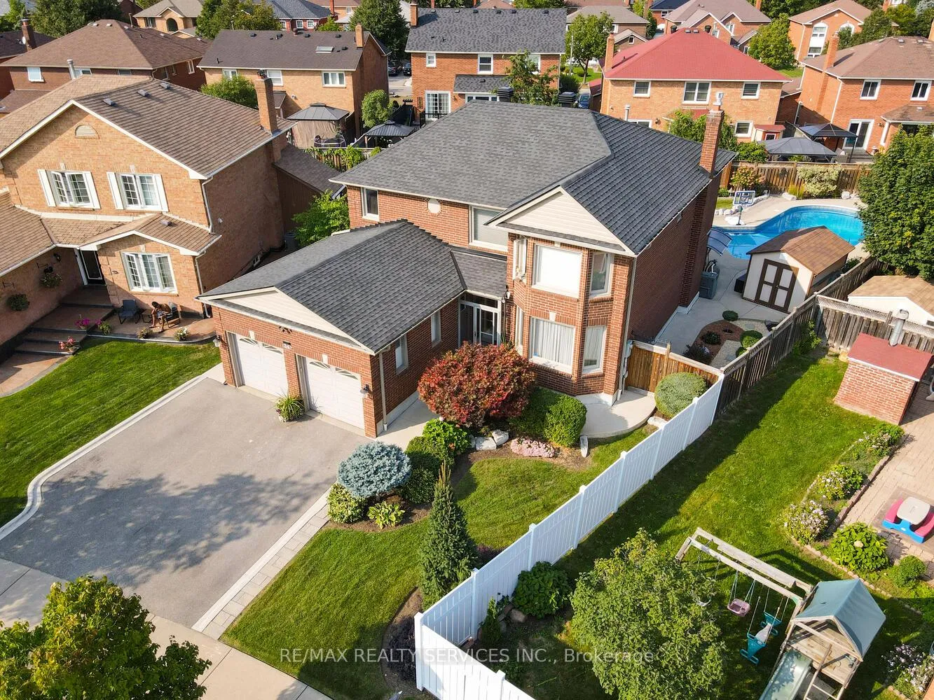 Photo 49 of 34 Garbutt Crescent, Brampton, Northwood Park — HOMEH