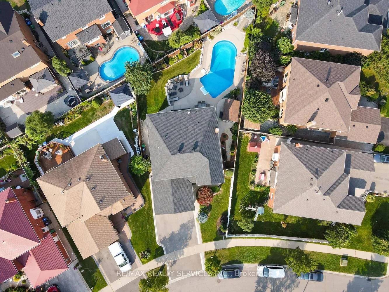 Photo 50 of 34 Garbutt Crescent, Brampton, Northwood Park — HOMEH