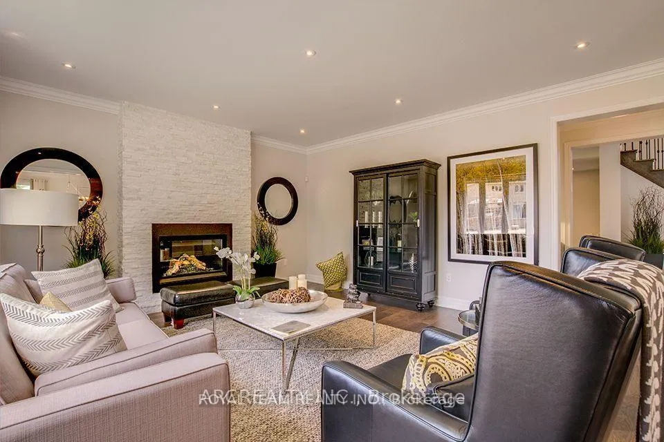 Photo 3 of 18 Moreau Way, Springwater, Centre Vespra — HOMEH