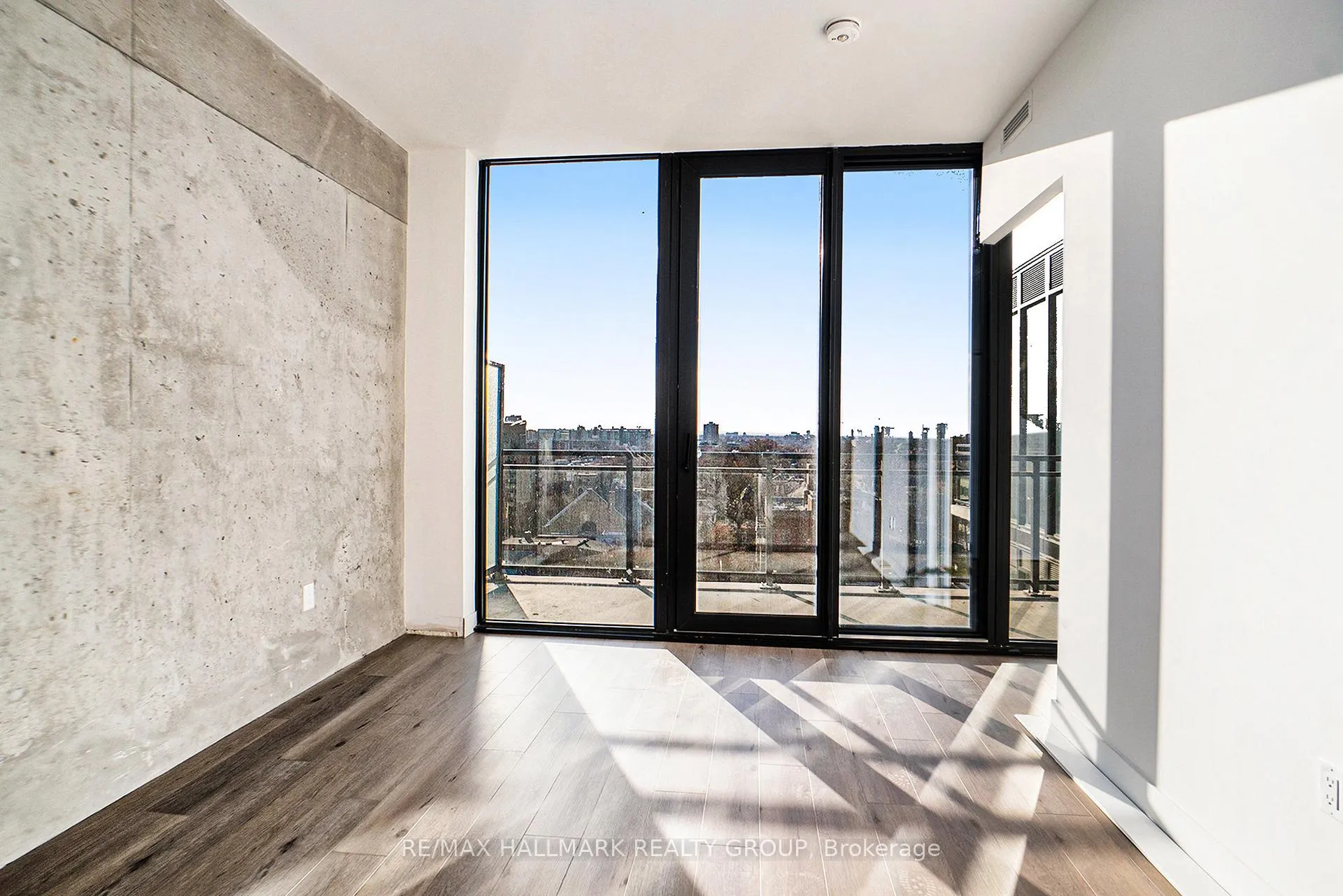 Photo 7 of Unit UPH 11, 10 James Street, Ottawa, Ottawa Centre — HOMEH