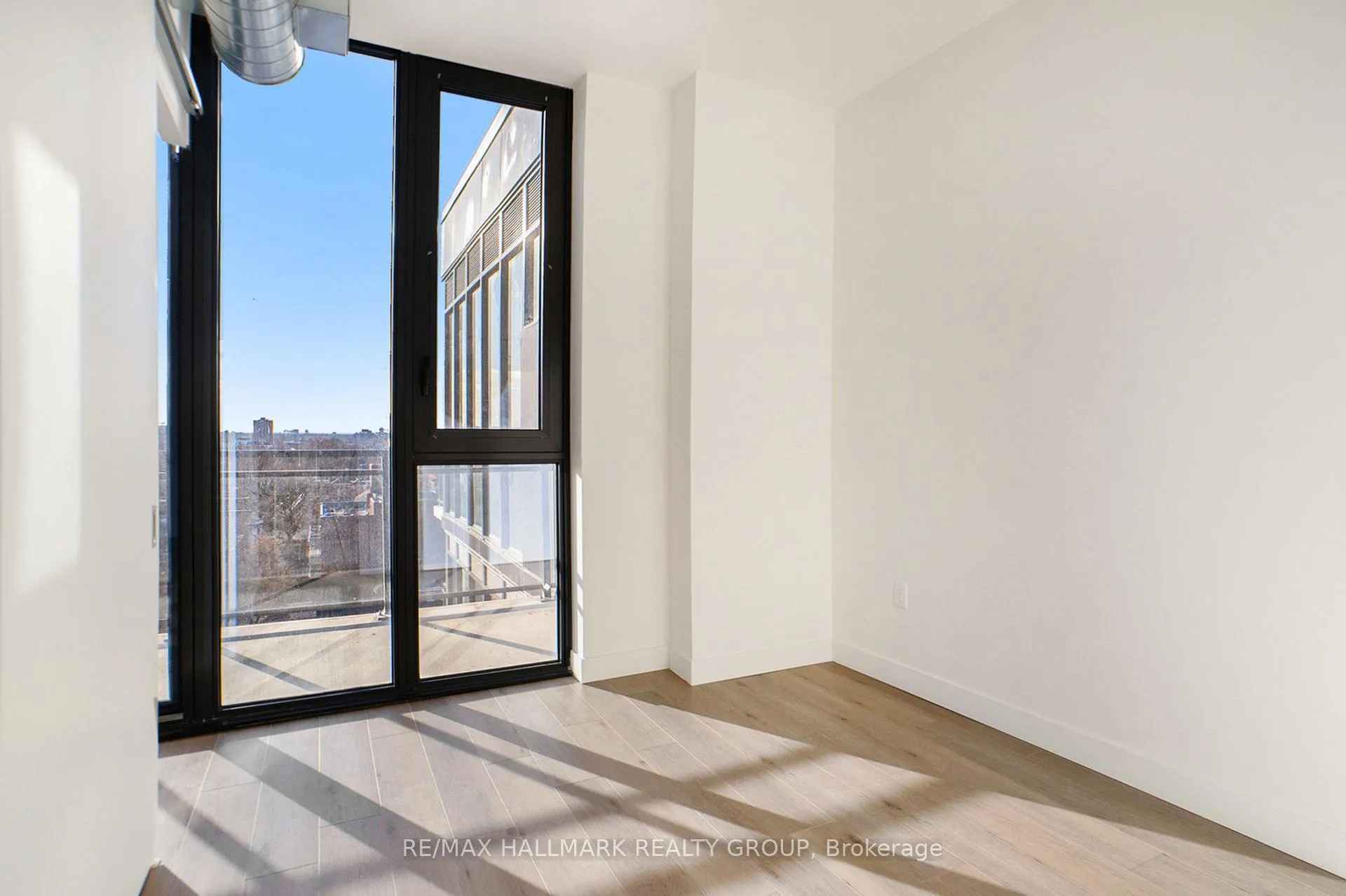 Photo 8 of Unit UPH 11, 10 James Street, Ottawa, Ottawa Centre — HOMEH