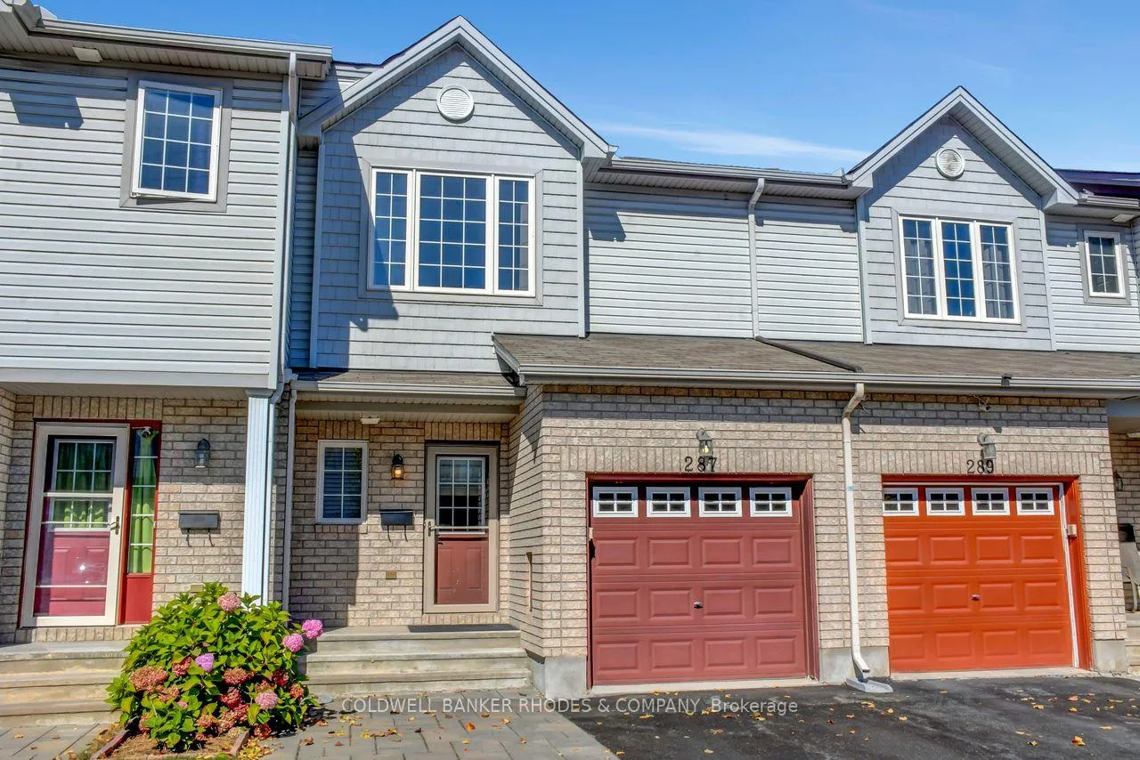 Photo 2 of 287 Macoun Circle, Ottawa, Hunt Club Park/Greenboro — HOMEH