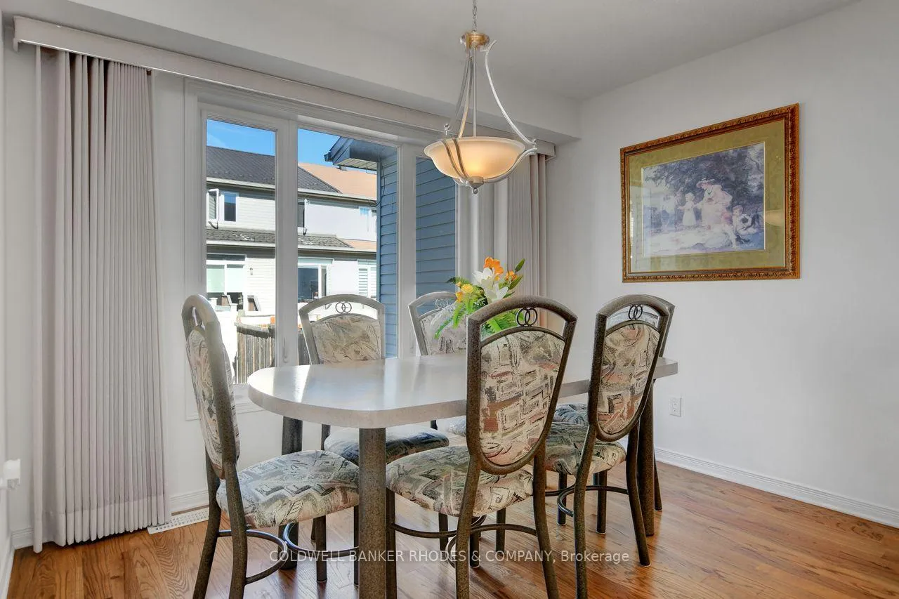 Photo 8 of 287 Macoun Circle, Ottawa, Hunt Club Park/Greenboro — HOMEH