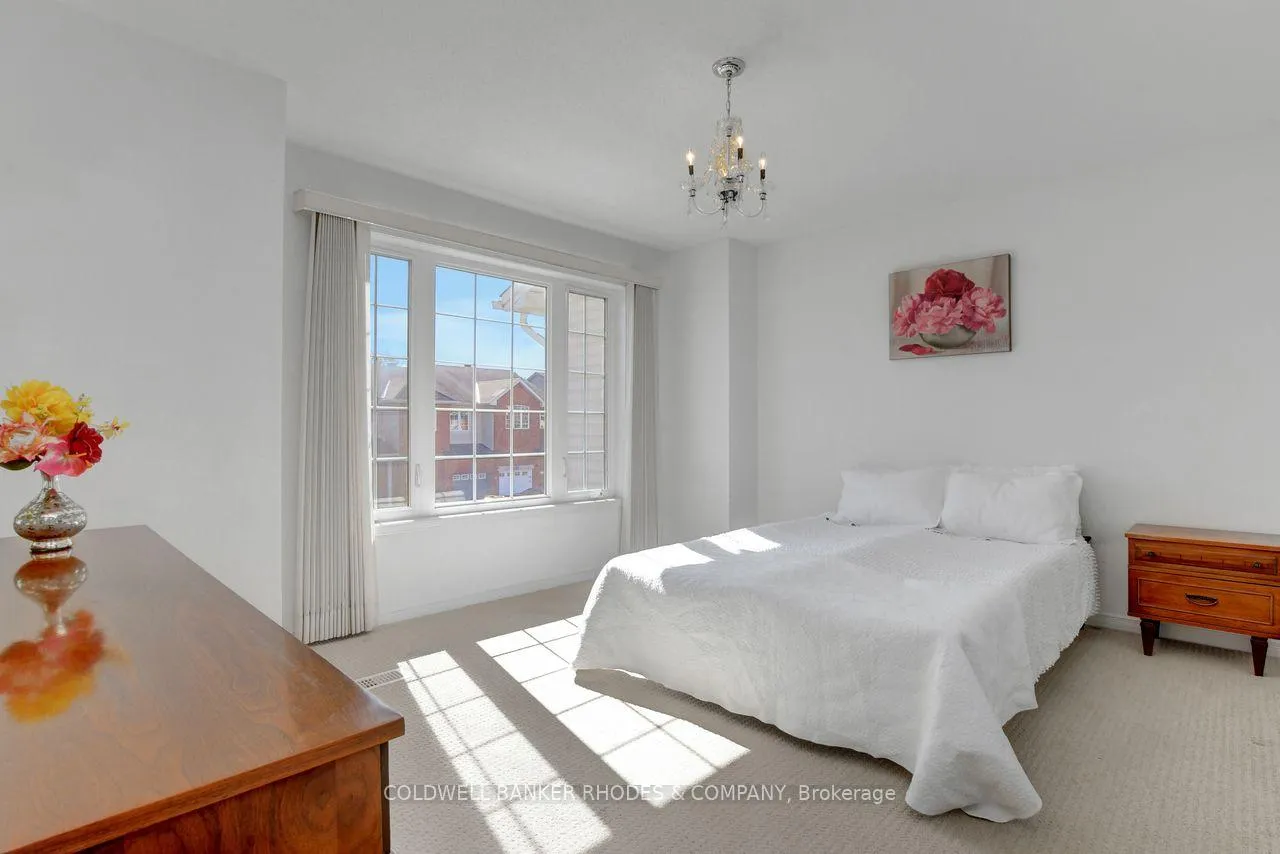 Photo 12 of 287 Macoun Circle, Ottawa, Hunt Club Park/Greenboro — HOMEH