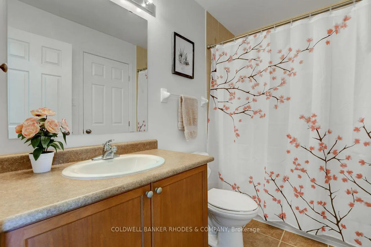 Photo 19 of 287 Macoun Circle, Ottawa, Hunt Club Park/Greenboro — HOMEH