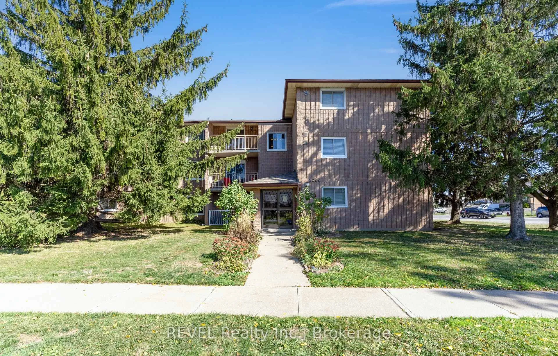 Photo 1 of Unit 305, 5222 Portage Road, Niagara Falls, Cherrywood — HOMEH
