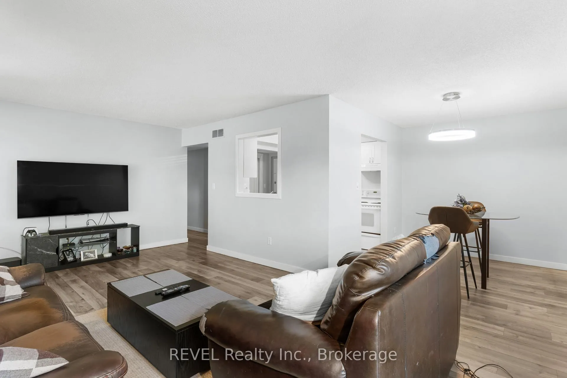 Photo 13 of Unit 305, 5222 Portage Road, Niagara Falls, Cherrywood — HOMEH