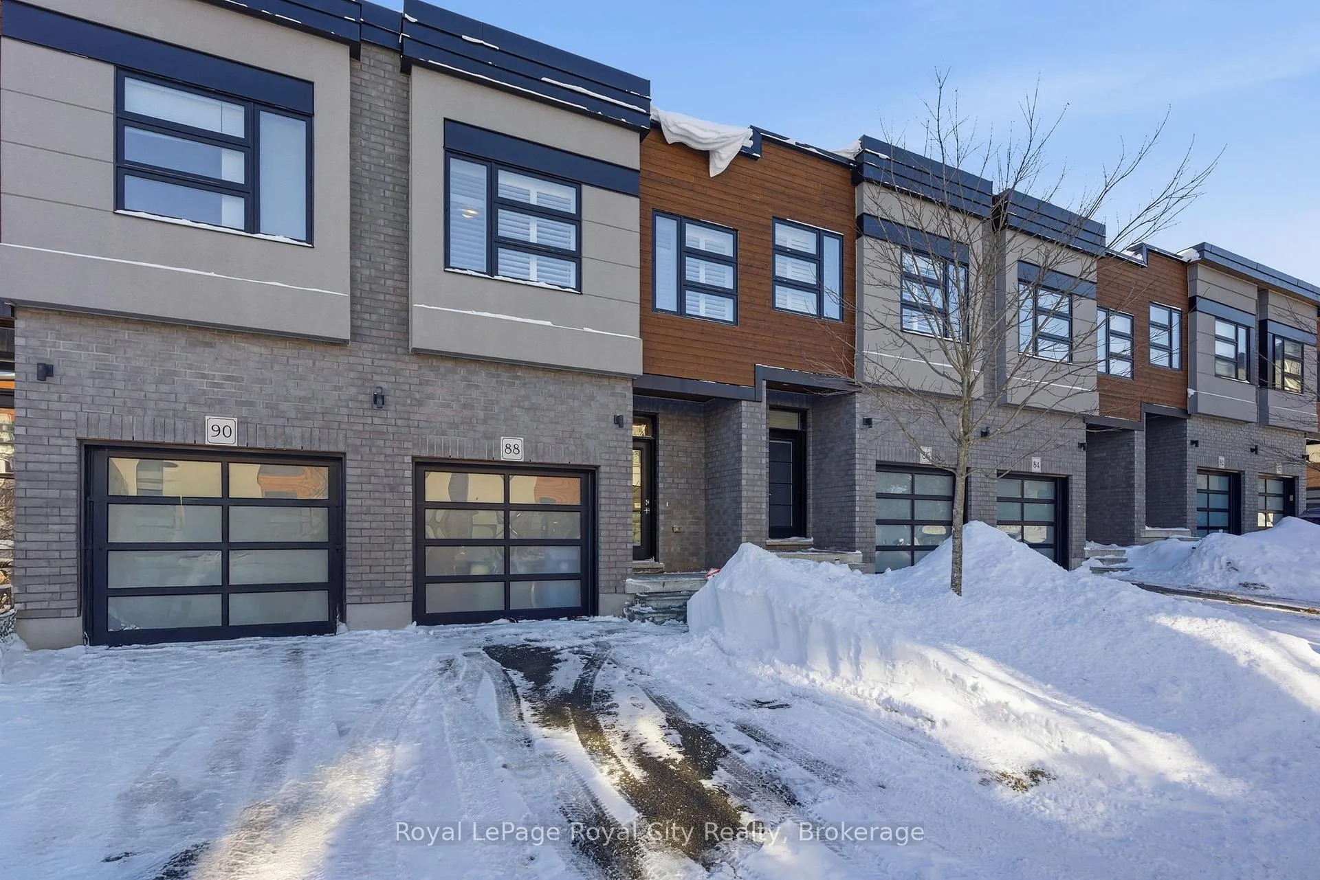 Photo 2 of Unit 88, 60 Arkell Road, Guelph, Kortright East — HOMEH