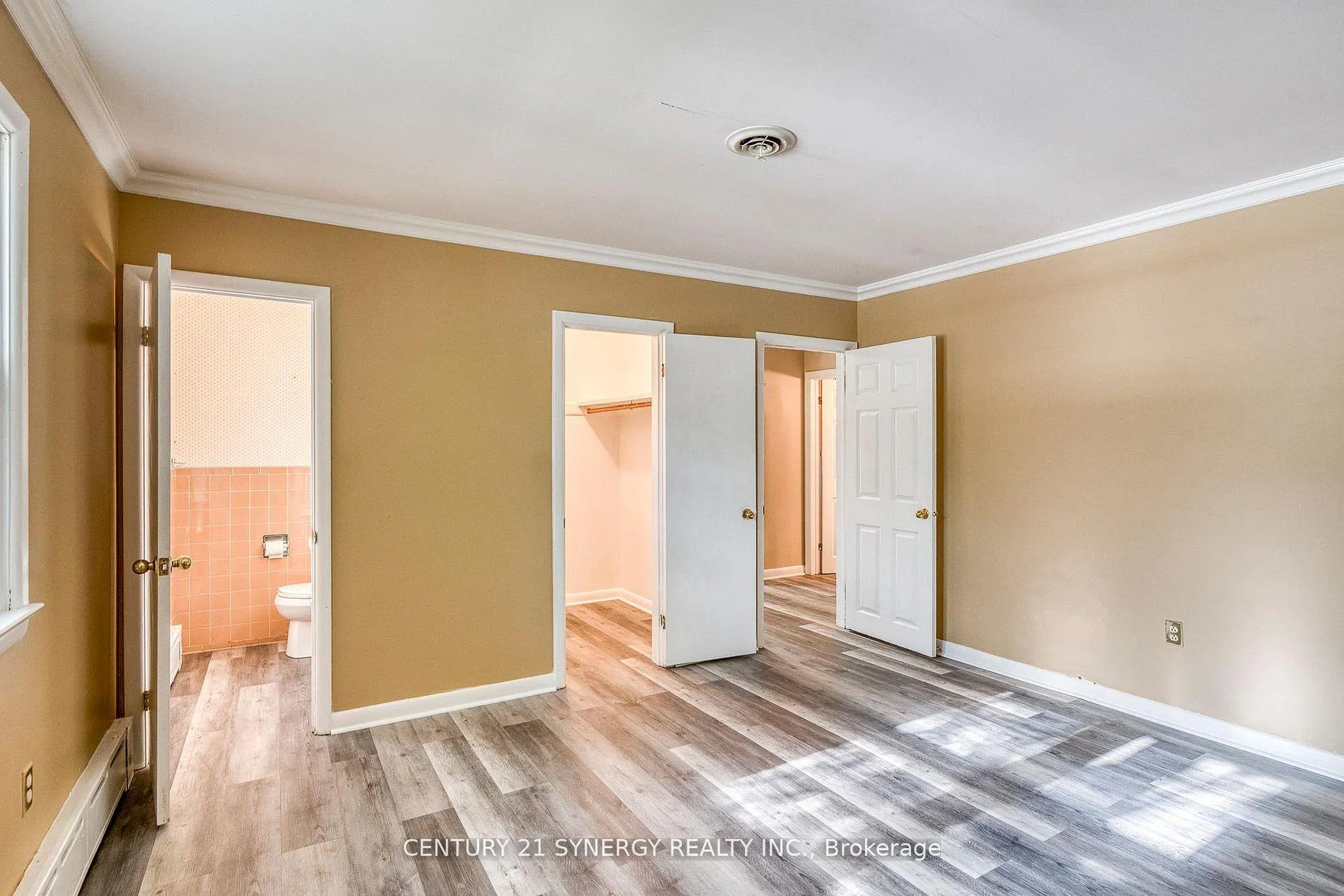 Photo 15 of 55 Drummond Street W, Perth — HOMEH