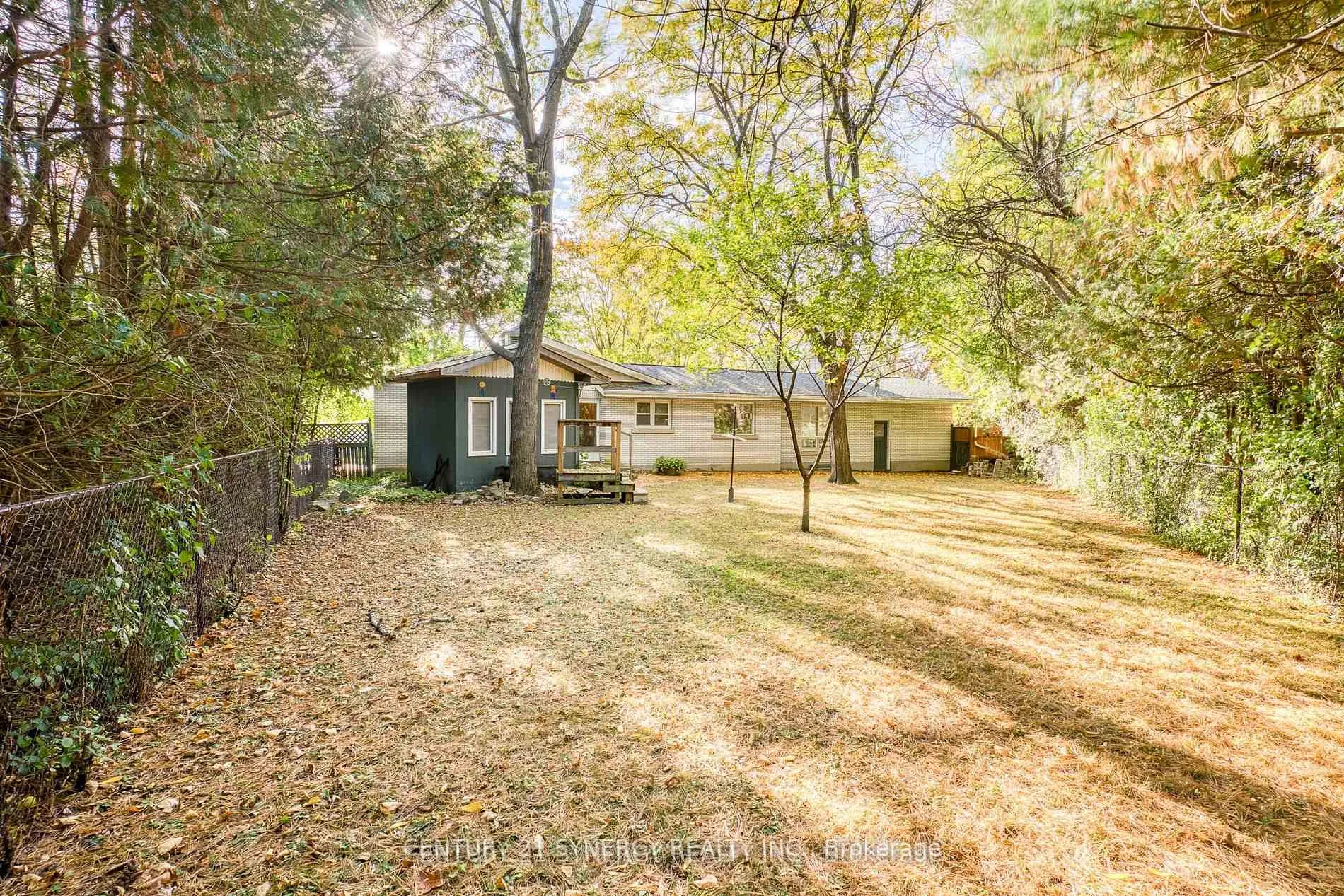 Photo 33 of 55 Drummond Street W, Perth — HOMEH