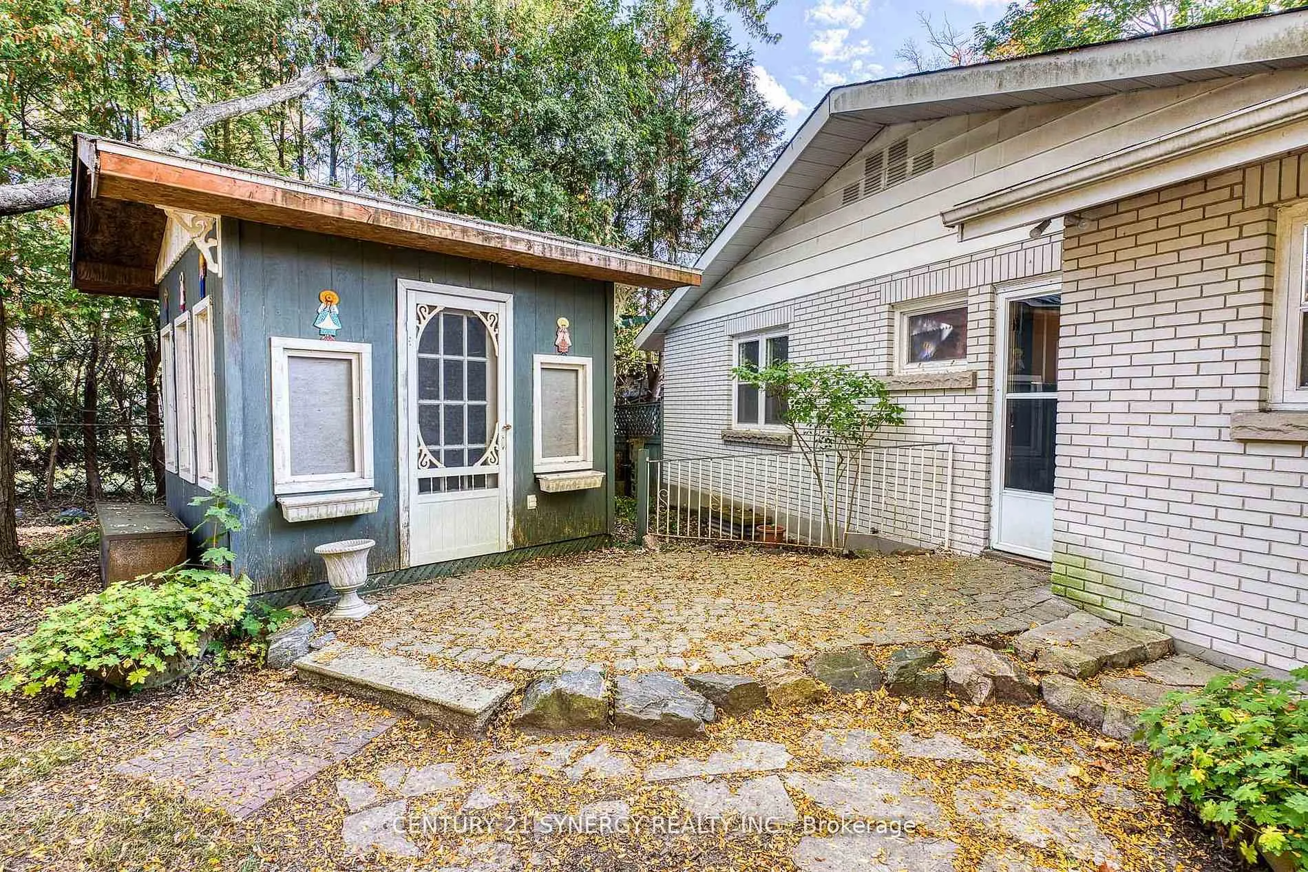 Photo 34 of 55 Drummond Street W, Perth — HOMEH
