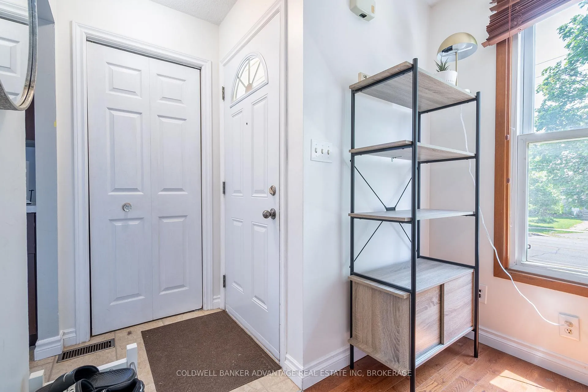 Photo 4 of 141 Linwell Road, St. Catharines, Lakeport — HOMEH