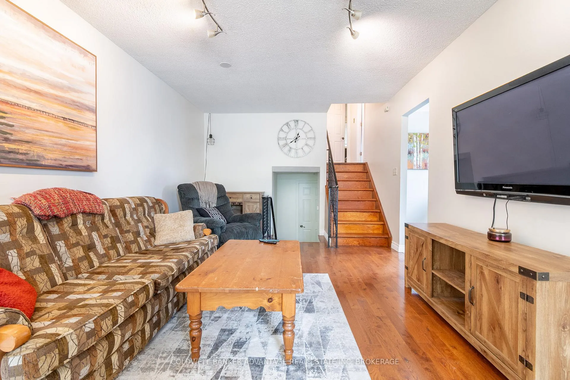 Photo 6 of 141 Linwell Road, St. Catharines, Lakeport — HOMEH