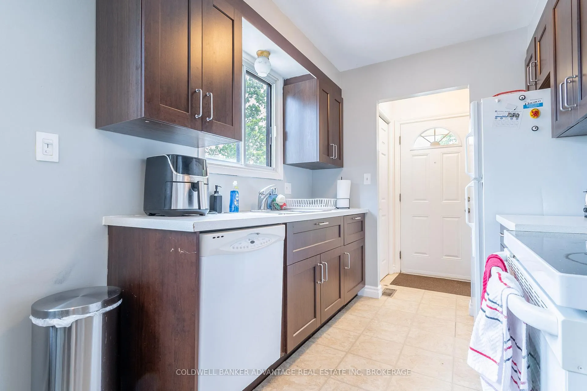 Photo 11 of 141 Linwell Road, St. Catharines, Lakeport — HOMEH