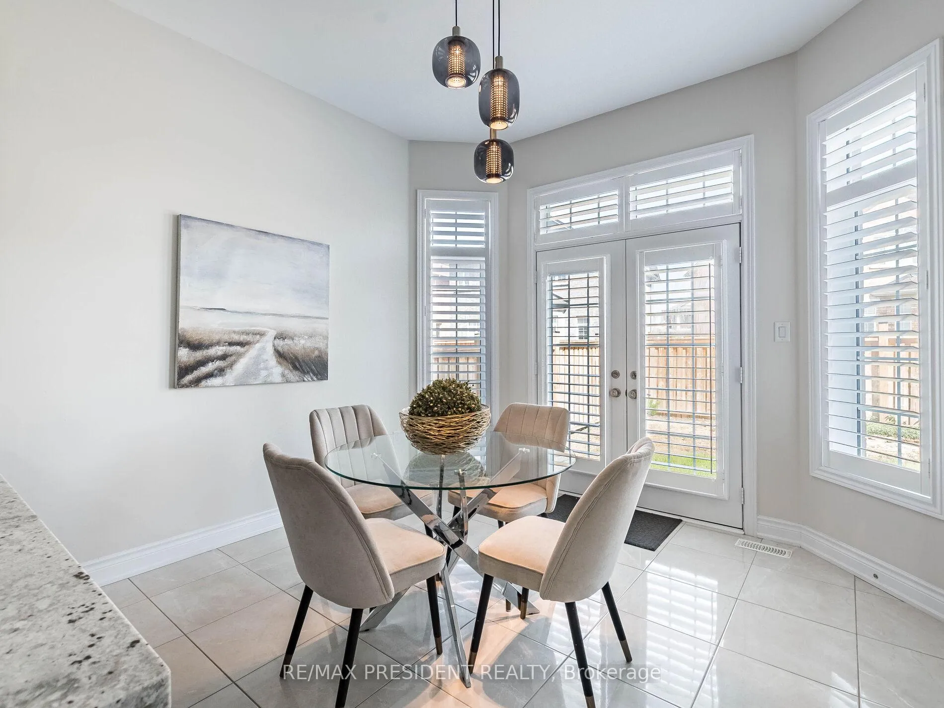 Photo 20 of 16 Monarch Drive, Halton Hills, Georgetown — HOMEH