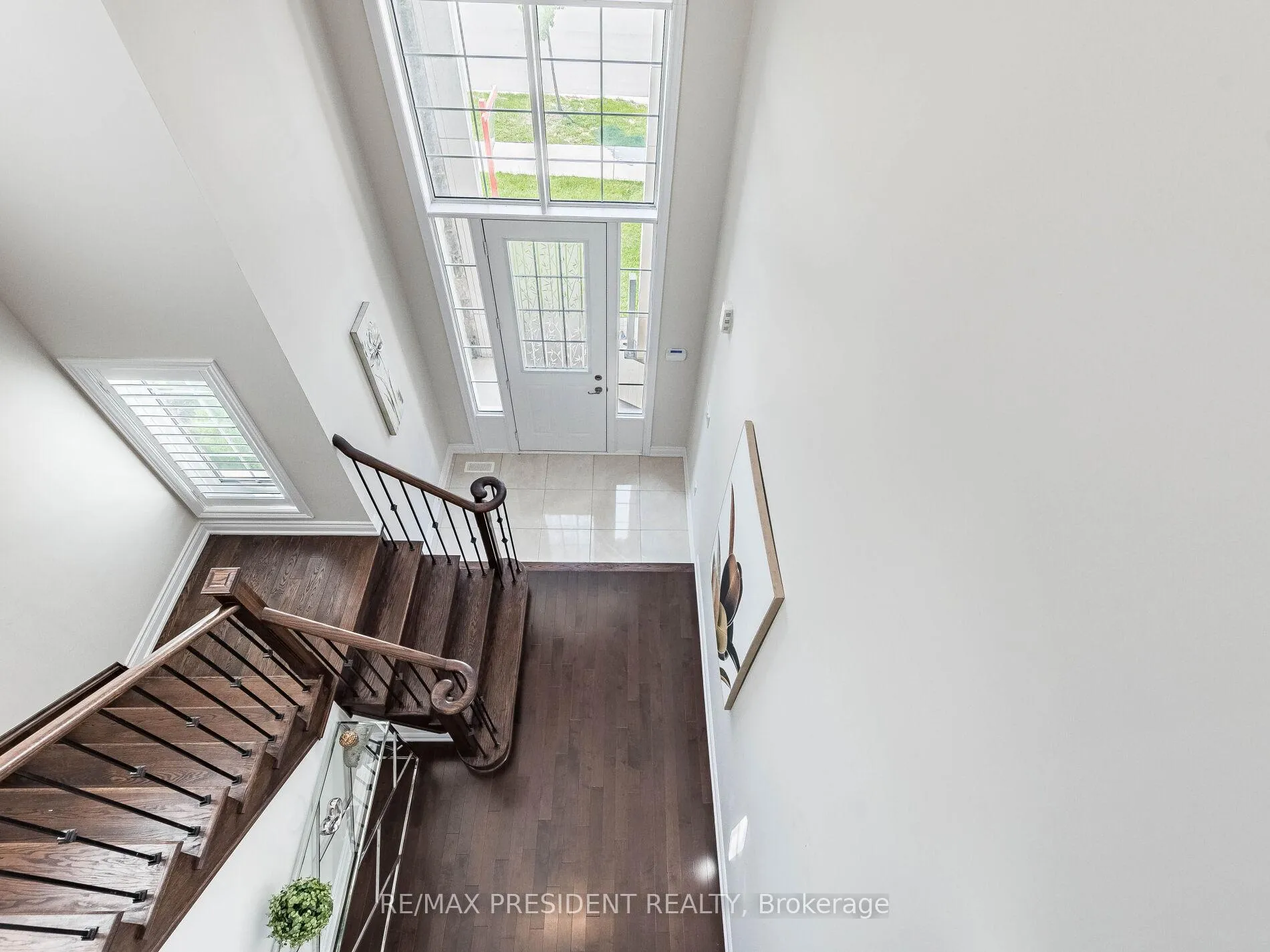 Photo 39 of 16 Monarch Drive, Halton Hills, Georgetown — HOMEH