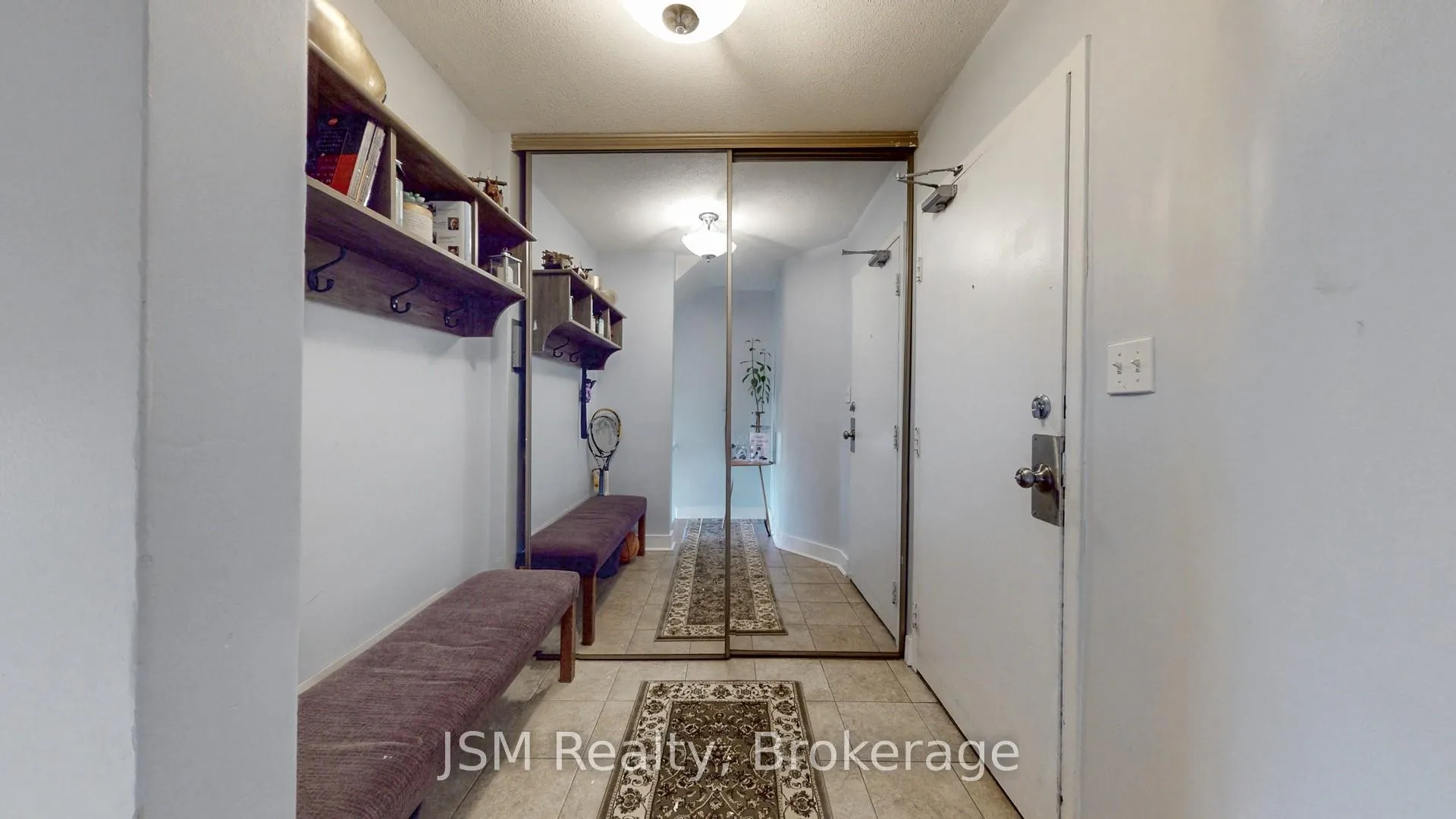 Photo 4 of Unit 1912, 11 Wincott Drive, Etobicoke, Kingsview Village-The Westway — HOMEH
