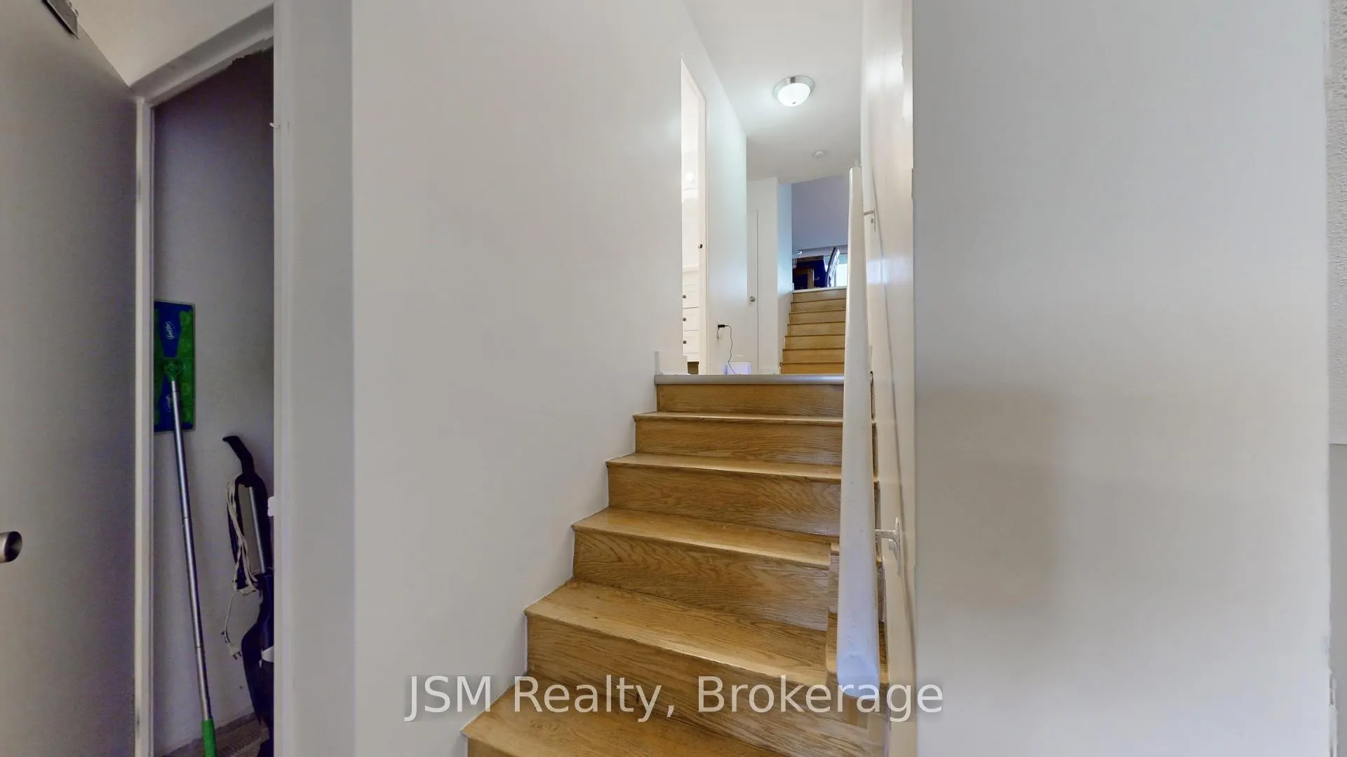 Photo 17 of Unit 1912, 11 Wincott Drive, Etobicoke, Kingsview Village-The Westway — HOMEH