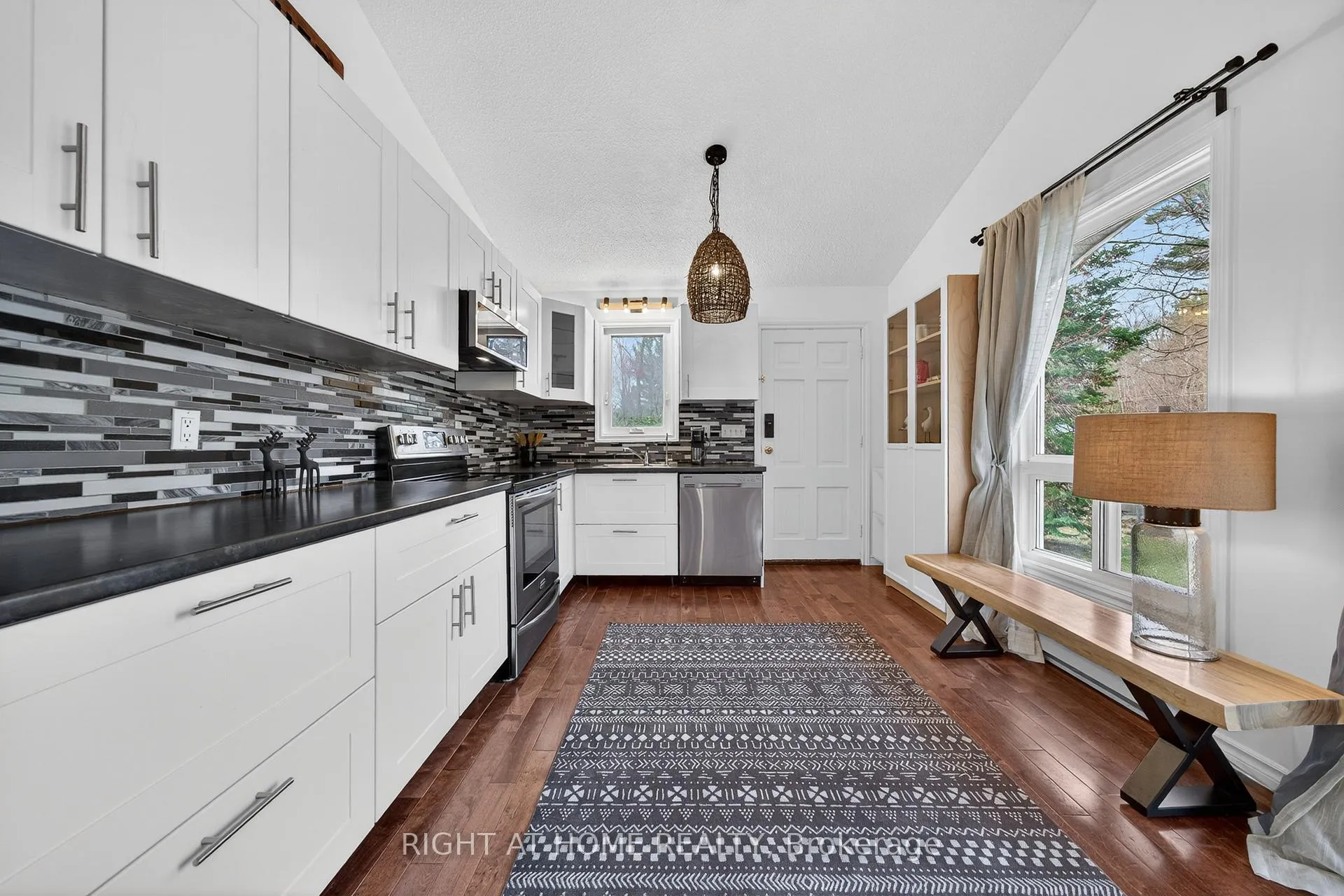Photo 3 of 703 Lafontaine Rd W. Route, Tiny, Rural Tiny — HOMEH
