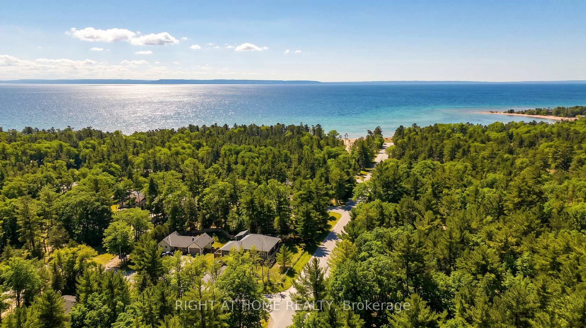 Photo 32 of 703 Lafontaine Rd W. Route, Tiny, Rural Tiny — HOMEH