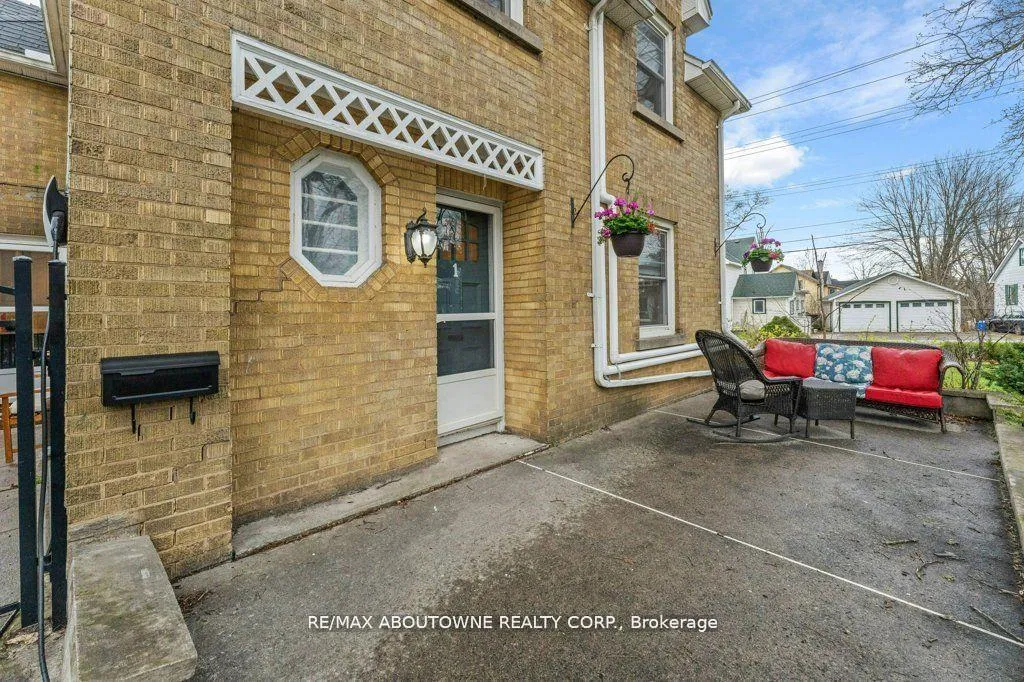 Photo 33 of 1 College Street, Kingston, Central City East — HOMEH