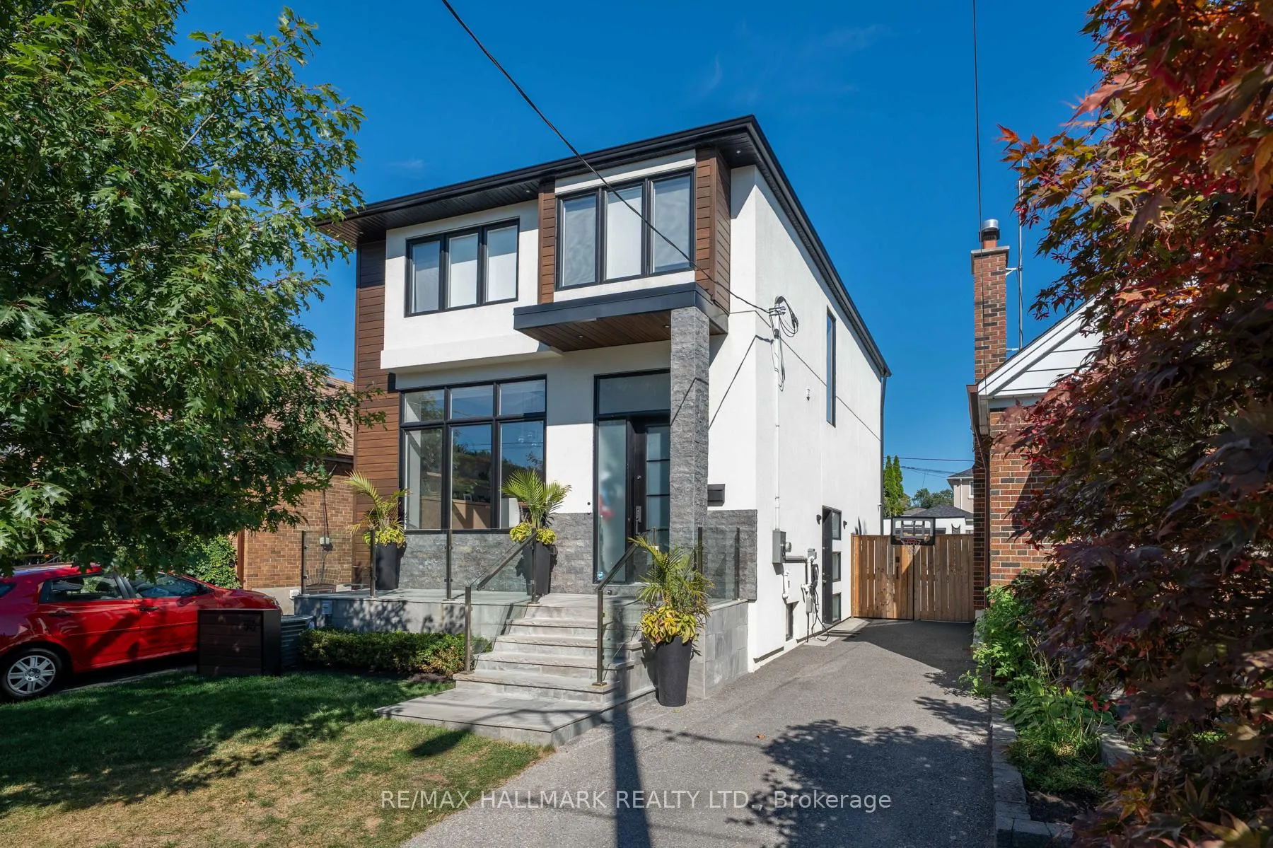 Photo 2 of 53 Northbrook Road, Toronto, East York — HOMEH