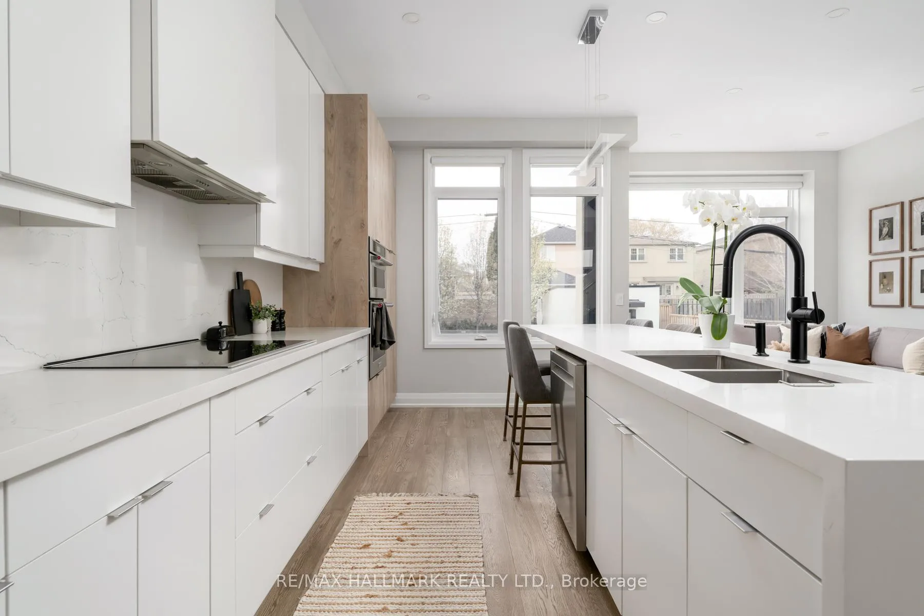 Photo 7 of 53 Northbrook Road, Toronto, East York — HOMEH