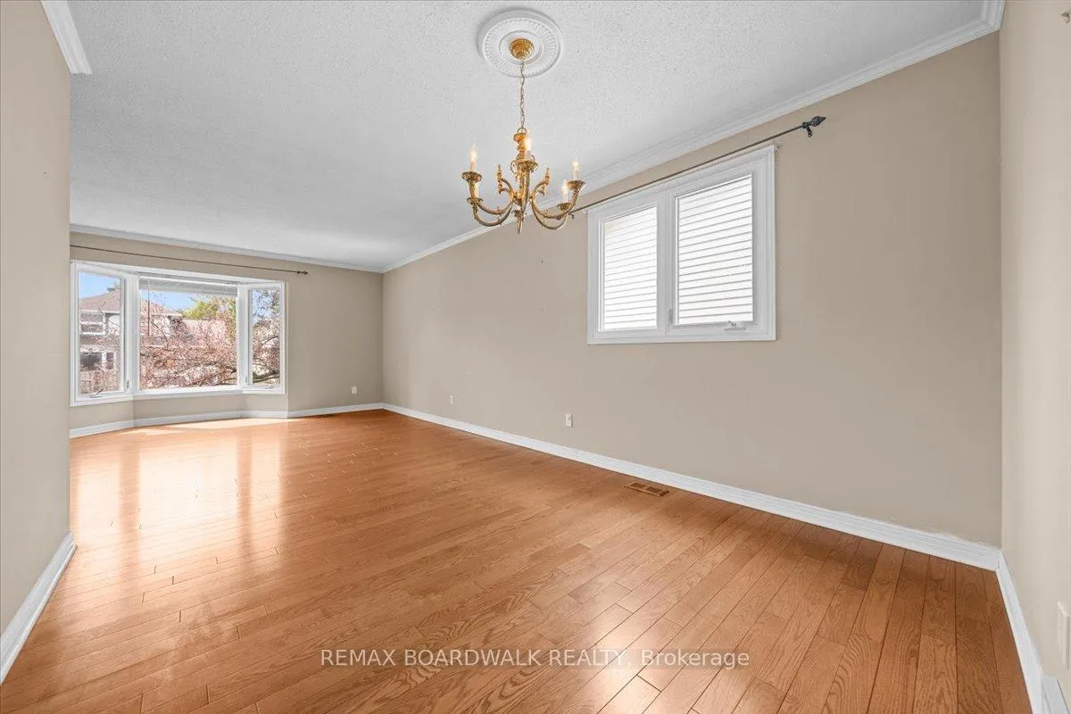 Photo 14 of 1195 St Jerome Crescent, Ottawa, Convent Glen North — HOMEH