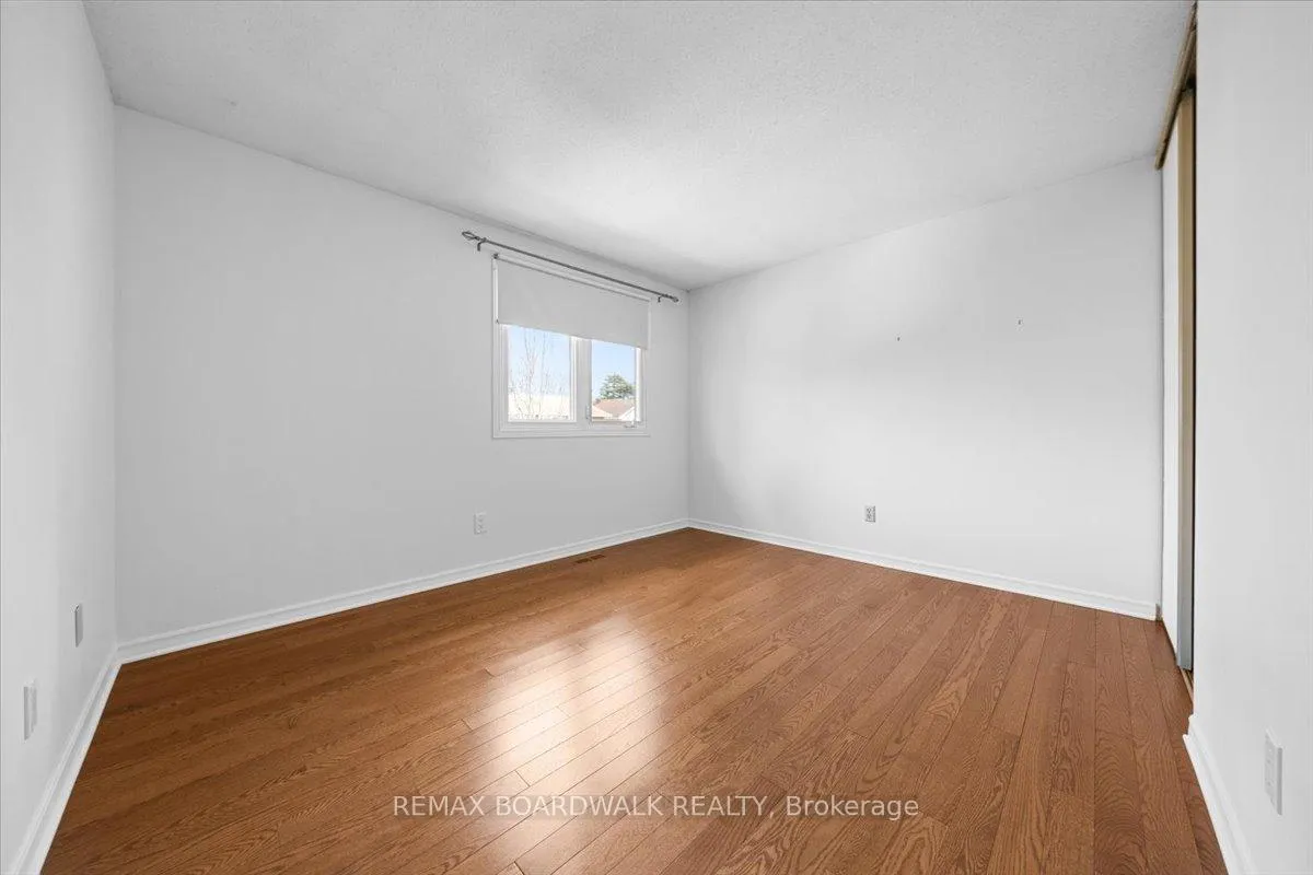 Photo 25 of 1195 St Jerome Crescent, Ottawa, Convent Glen North — HOMEH