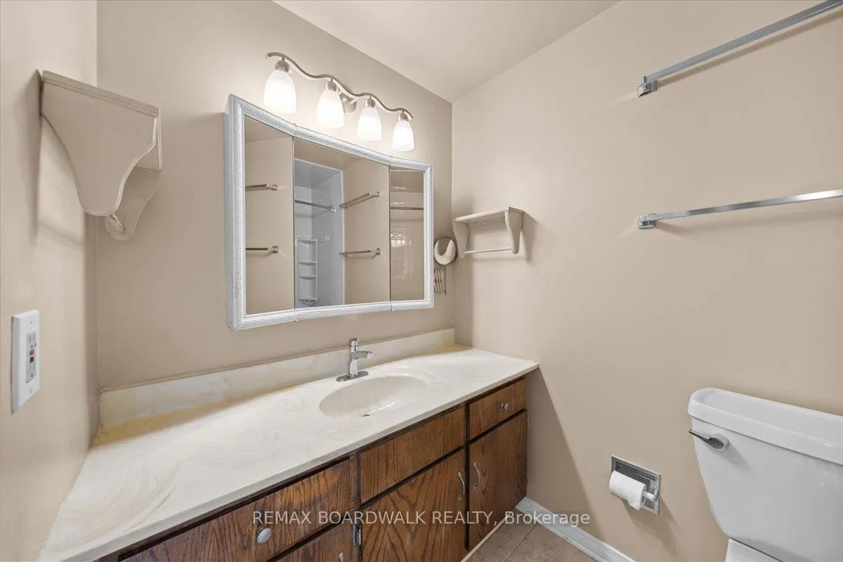 Photo 27 of 1195 St Jerome Crescent, Ottawa, Convent Glen North — HOMEH