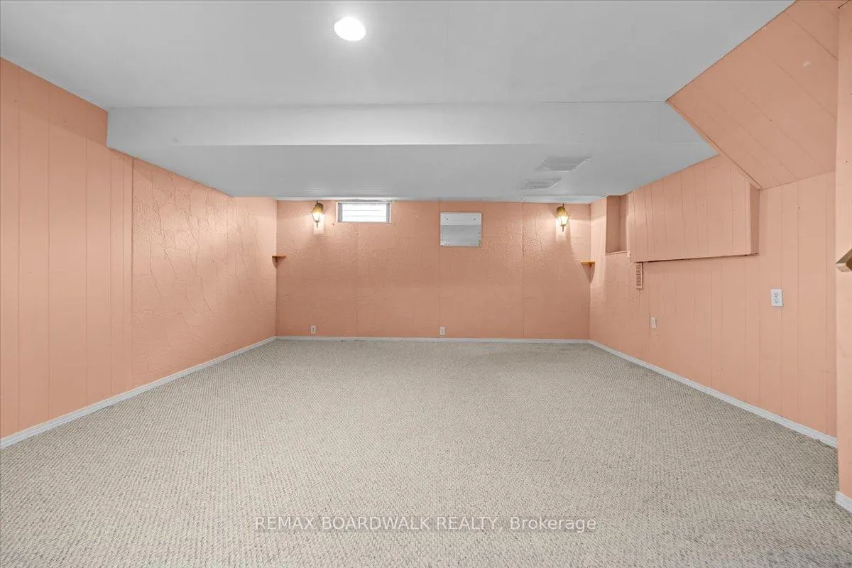 Photo 30 of 1195 St Jerome Crescent, Ottawa, Convent Glen North — HOMEH