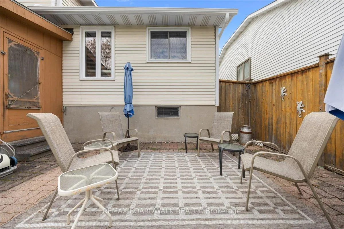 Photo 33 of 1195 St Jerome Crescent, Ottawa, Convent Glen North — HOMEH